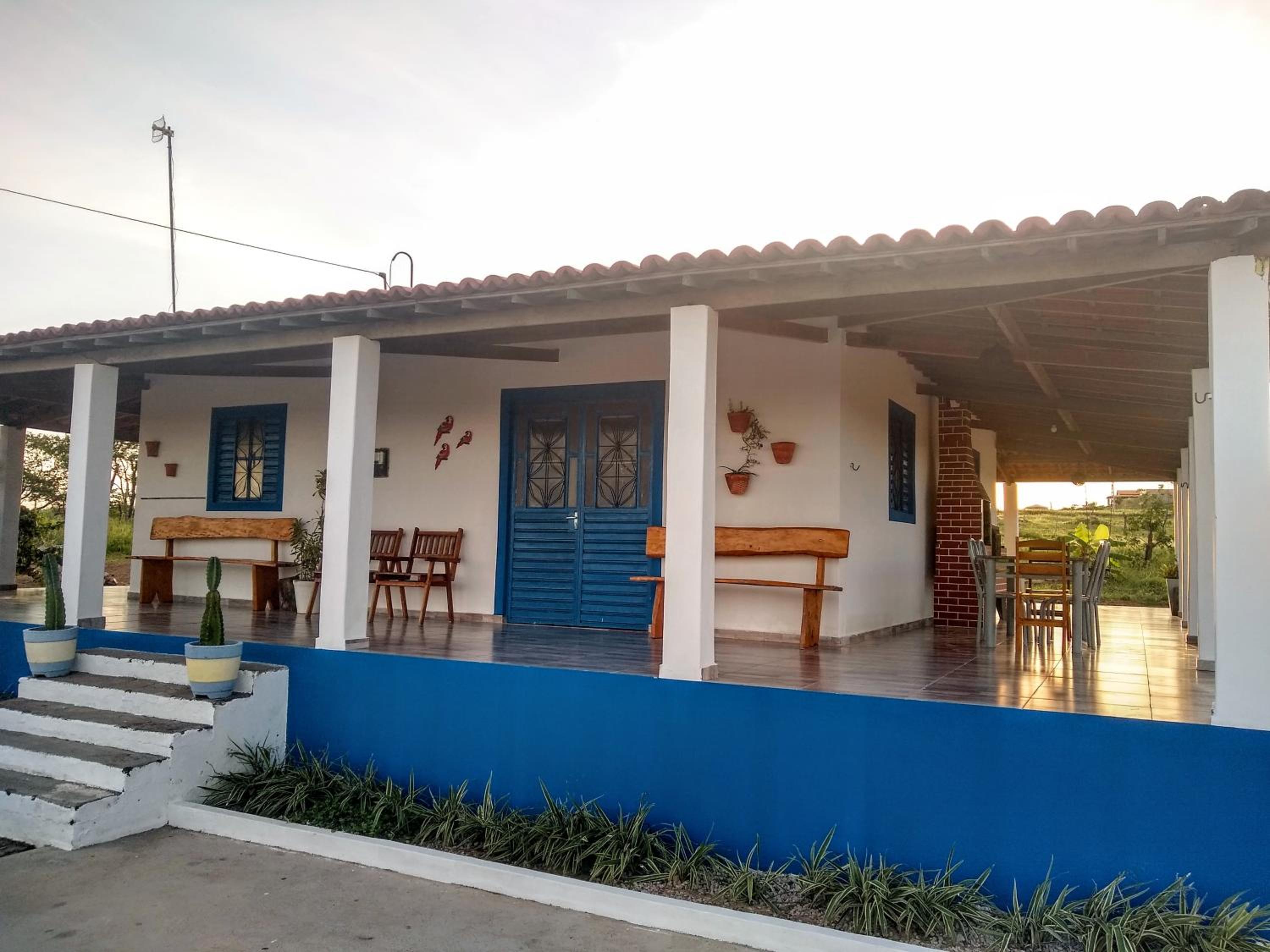 Three-Bedroom House photo 2