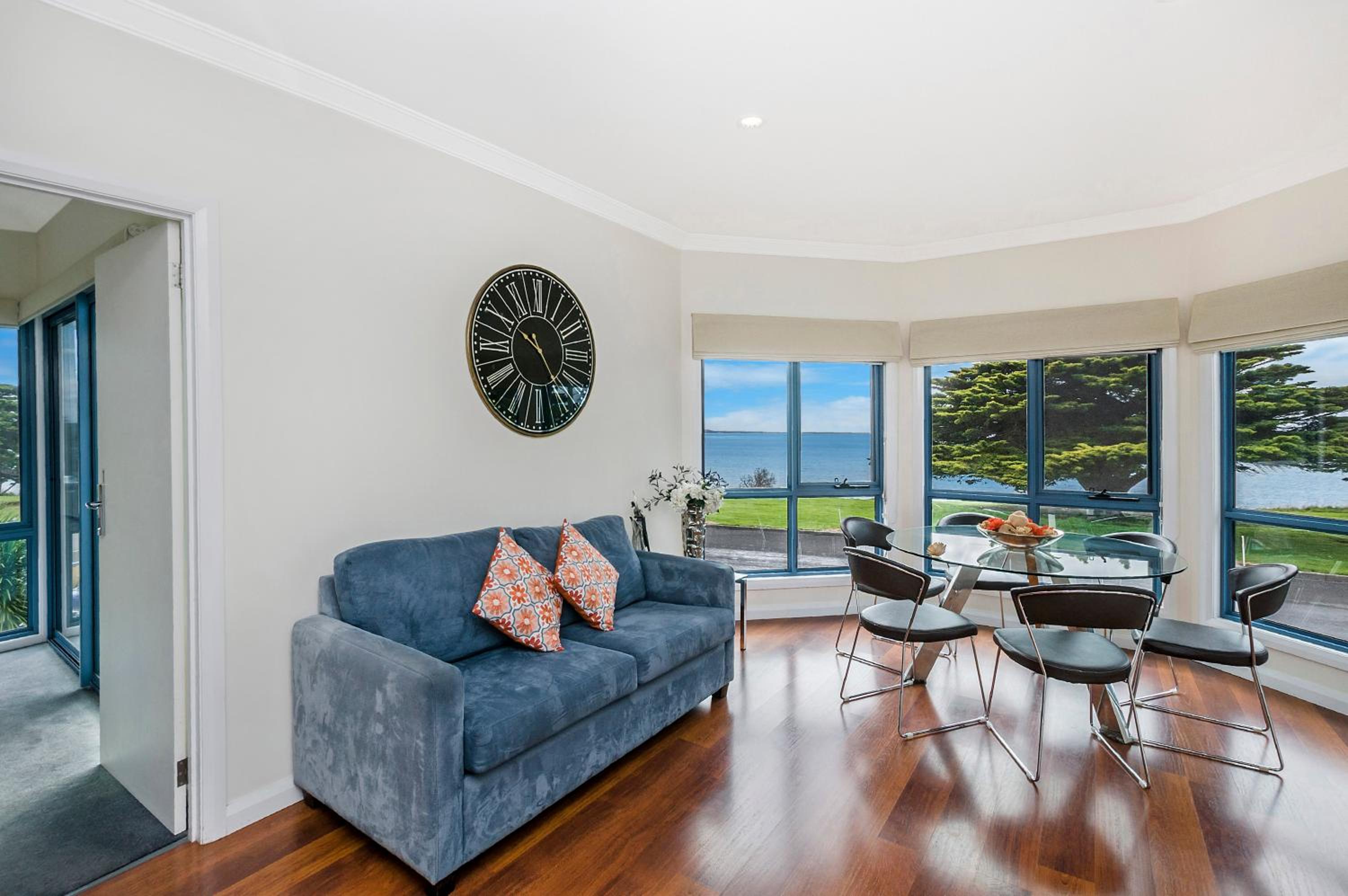 Executive Suite photo 2
