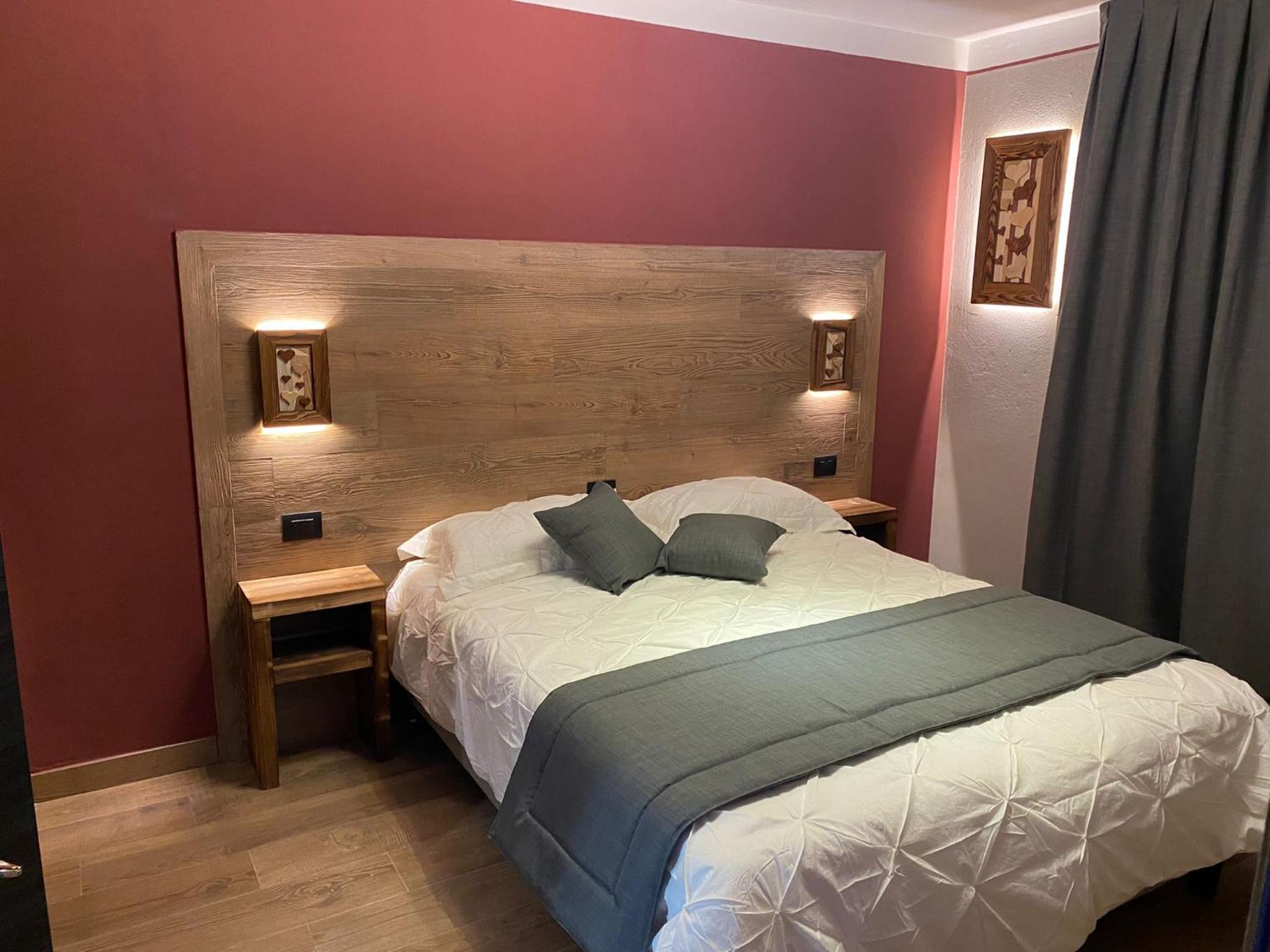 Double Room with Private Bathroom photo 2