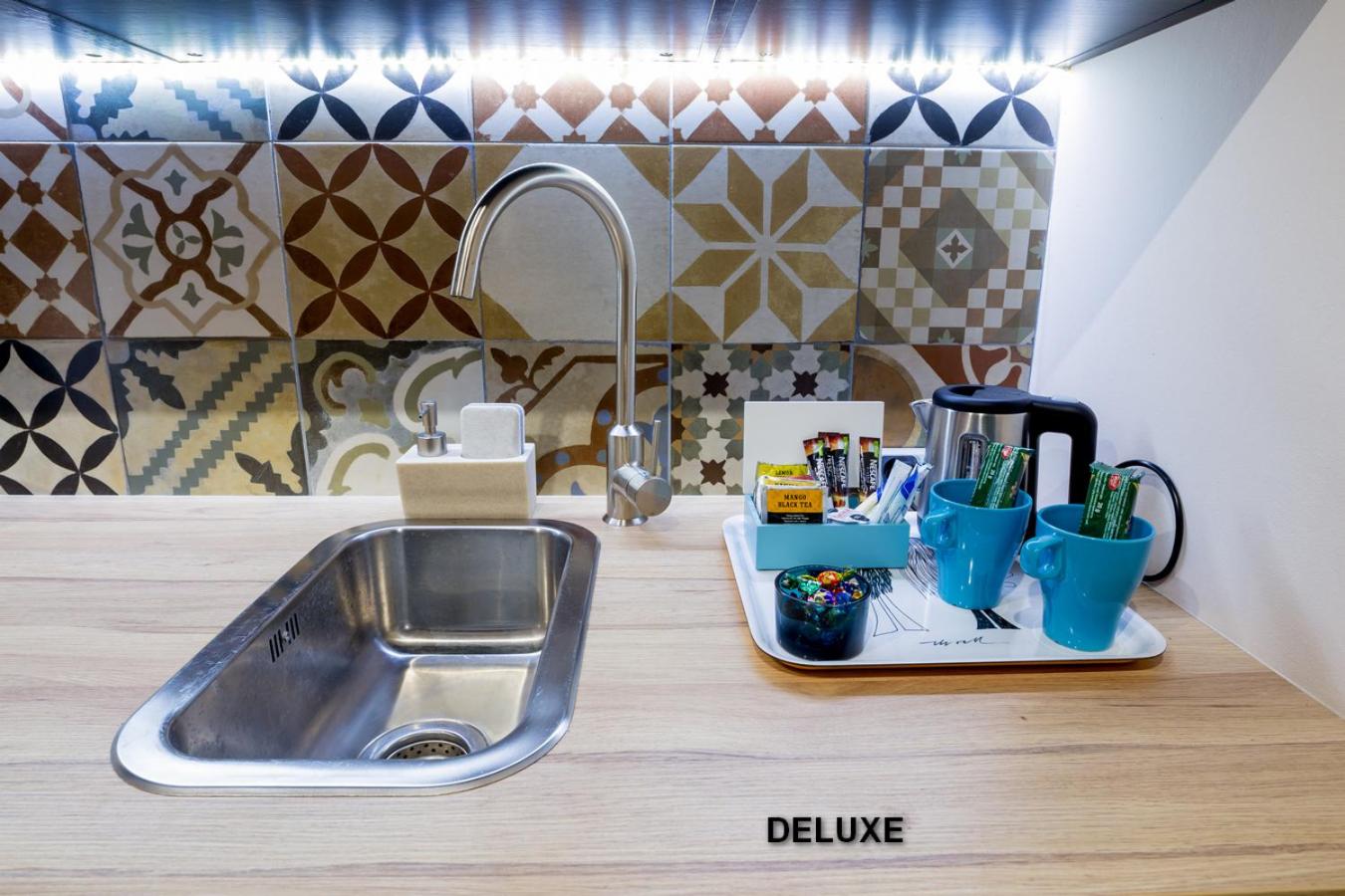 Deluxe Double Studio - Photo 14