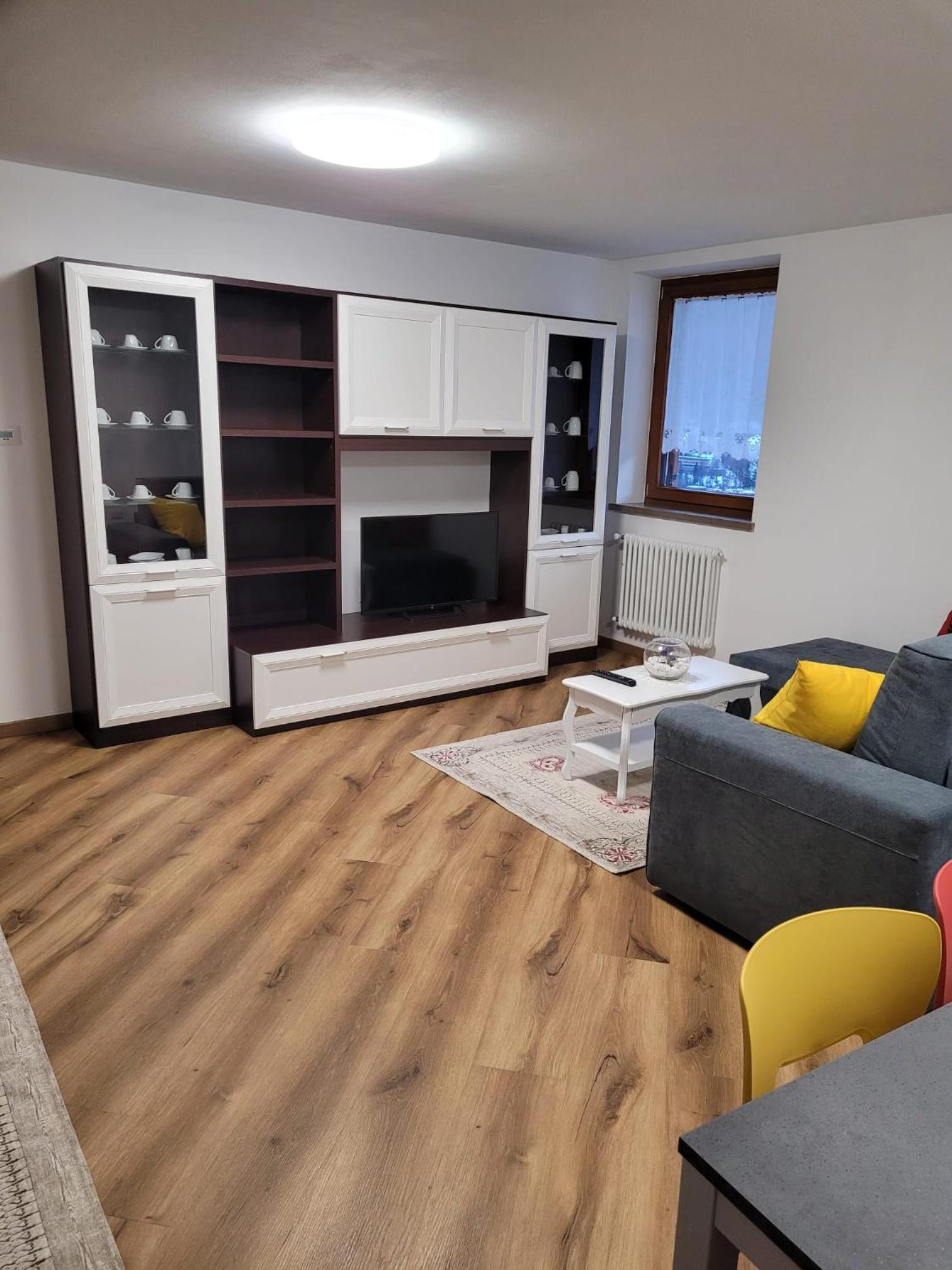 Apartment photo 3