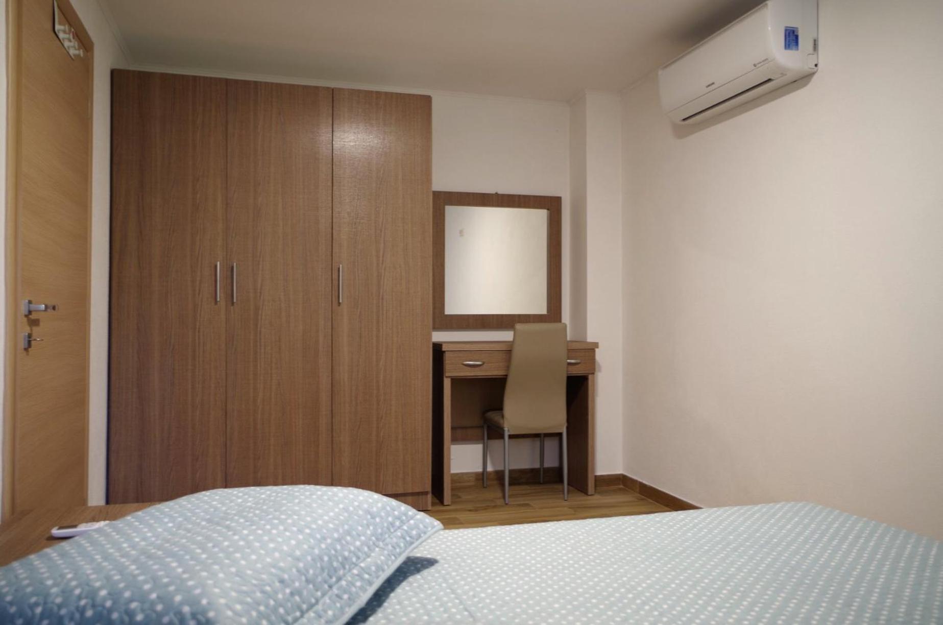 Apartment with Garden View photo 3