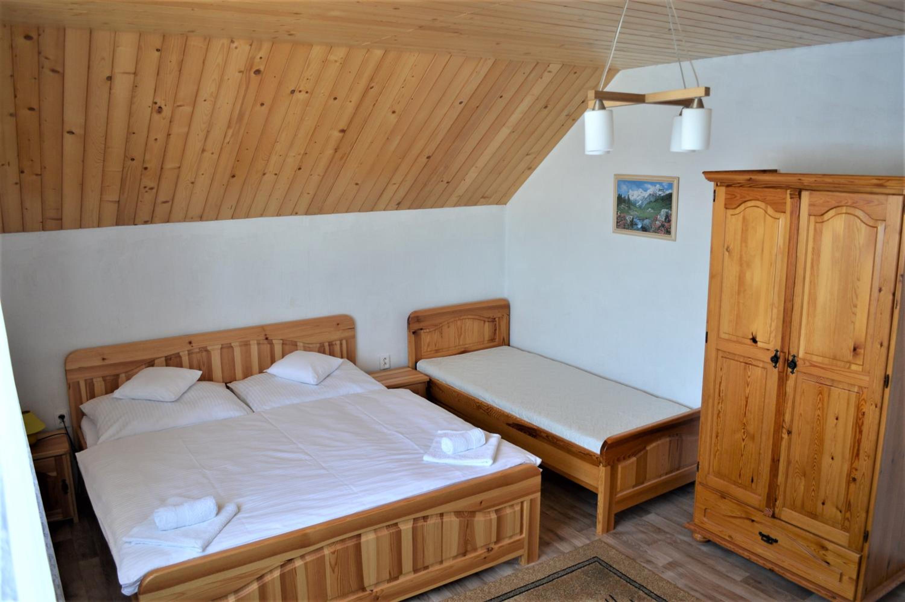 Apartment with Balcony - Photo 21