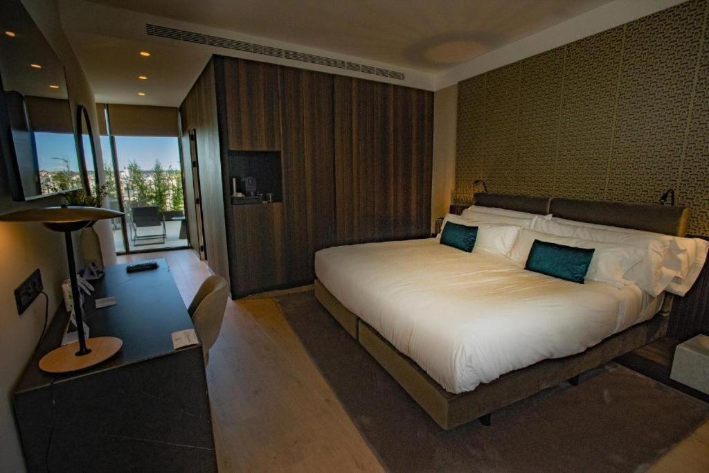 Deluxe Junior Suite