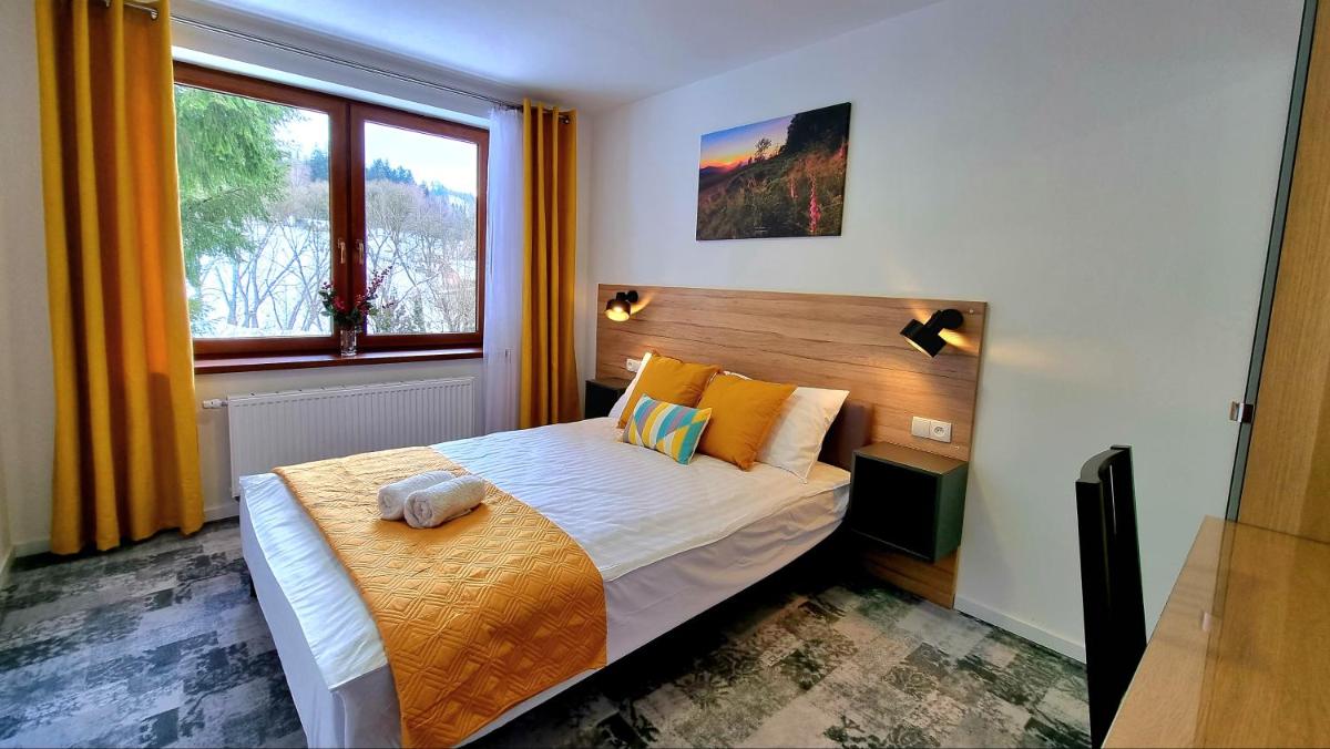 Superior Suite with Balcony and Mountain View photo 2