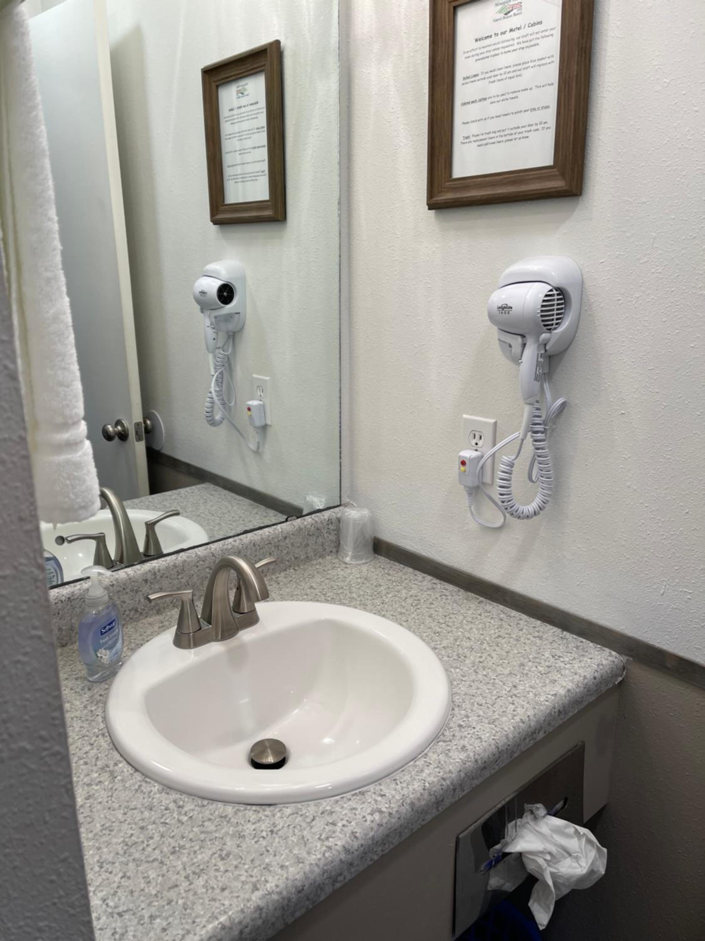 Suite with Mountain View - Photo 8