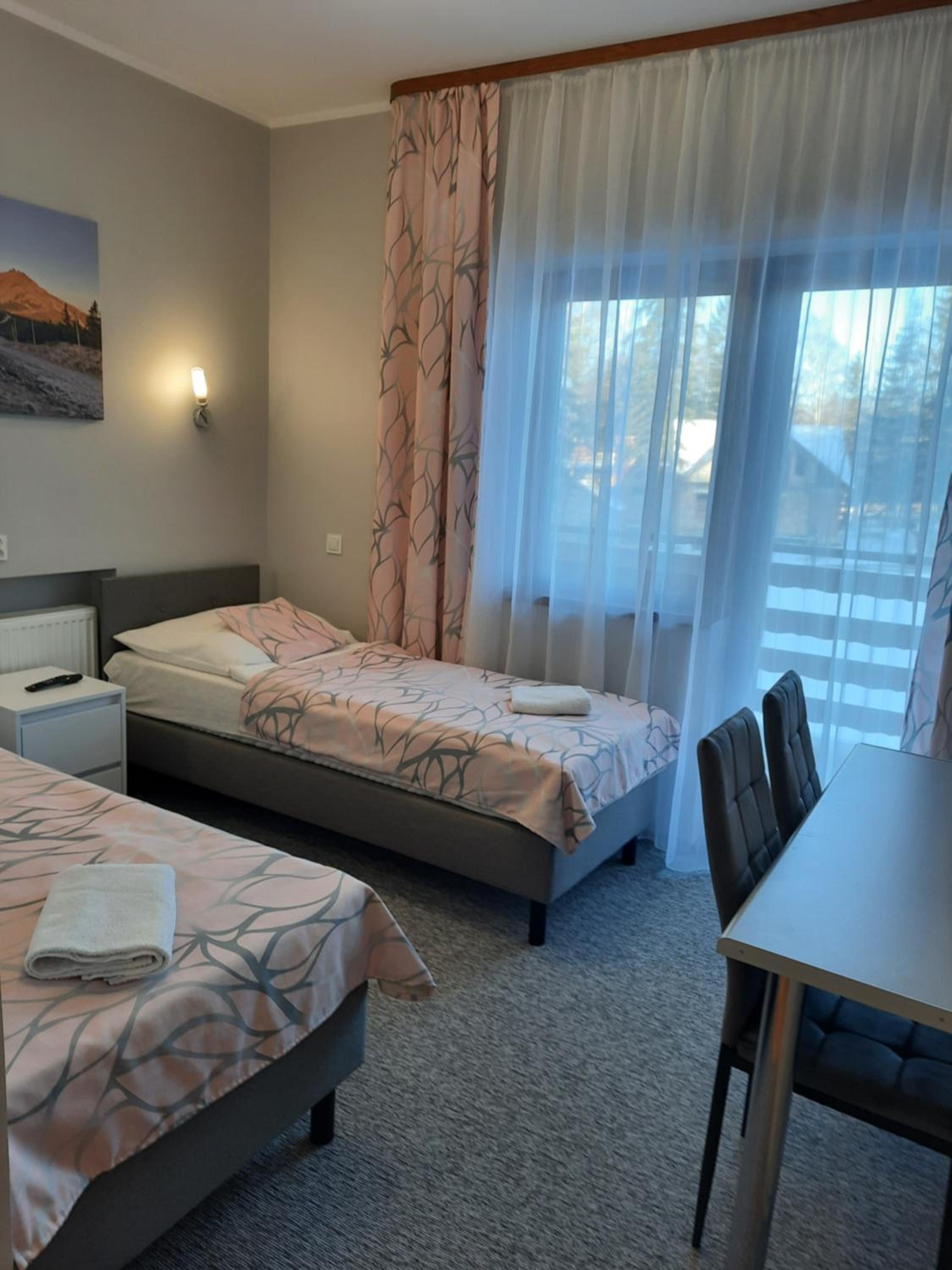 Twin Room with Balcony - Photo 12