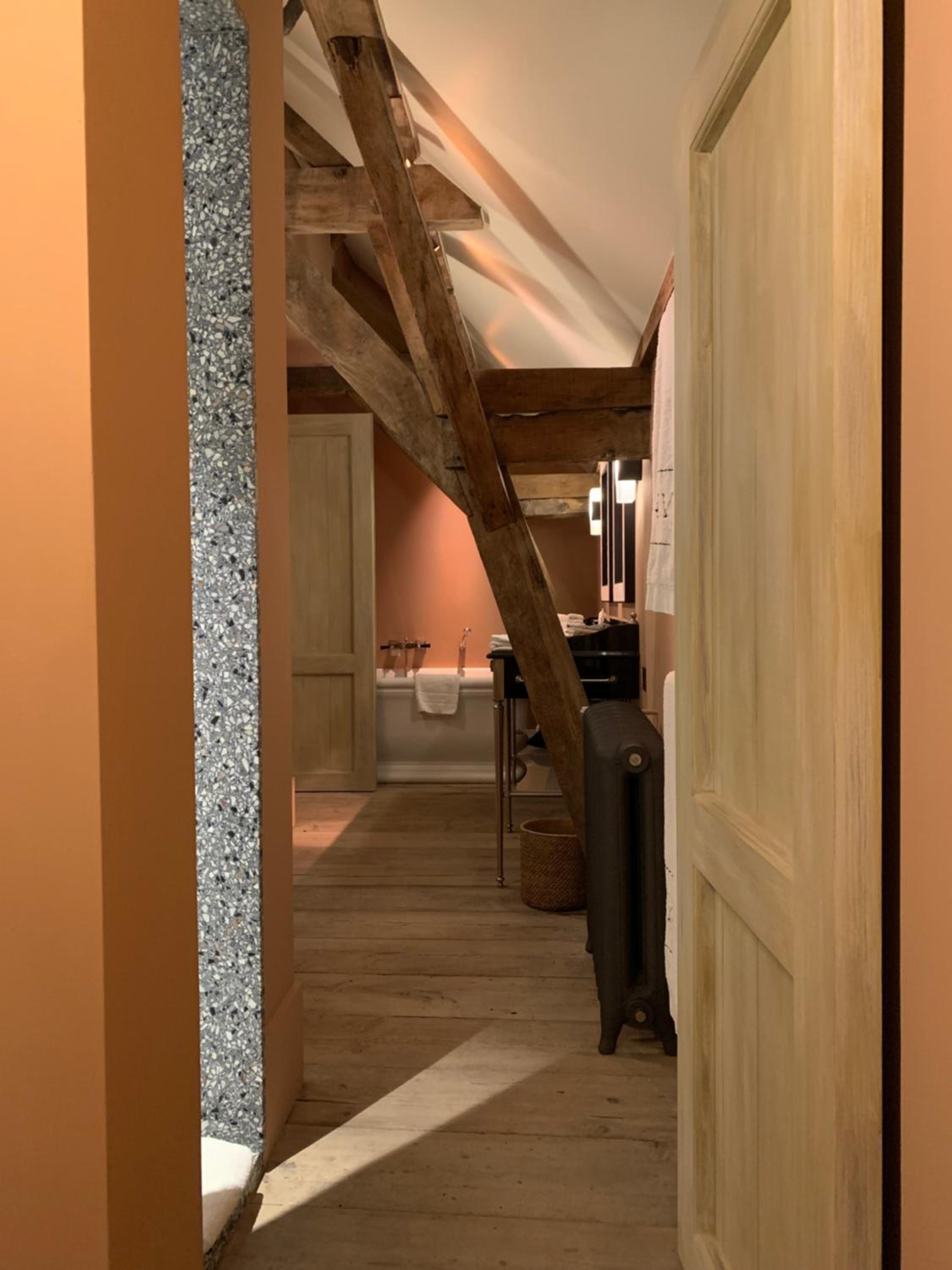 Two-Bedroom Suite - Photo 3