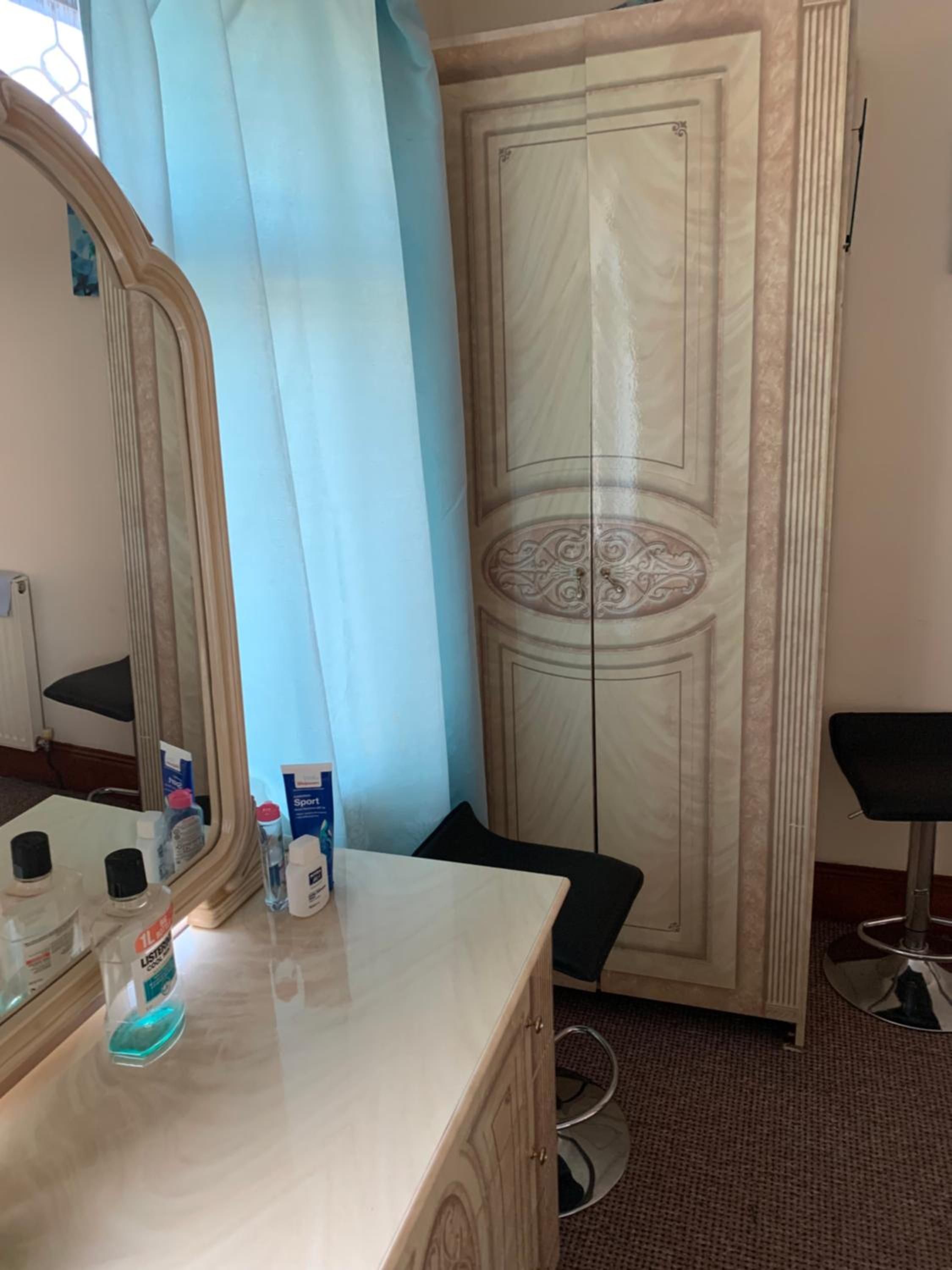 Budget Double Room photo 2