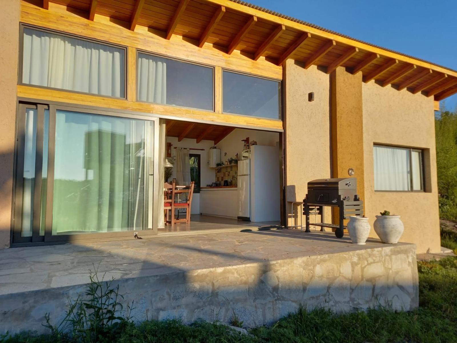 One-Bedroom House photo 1