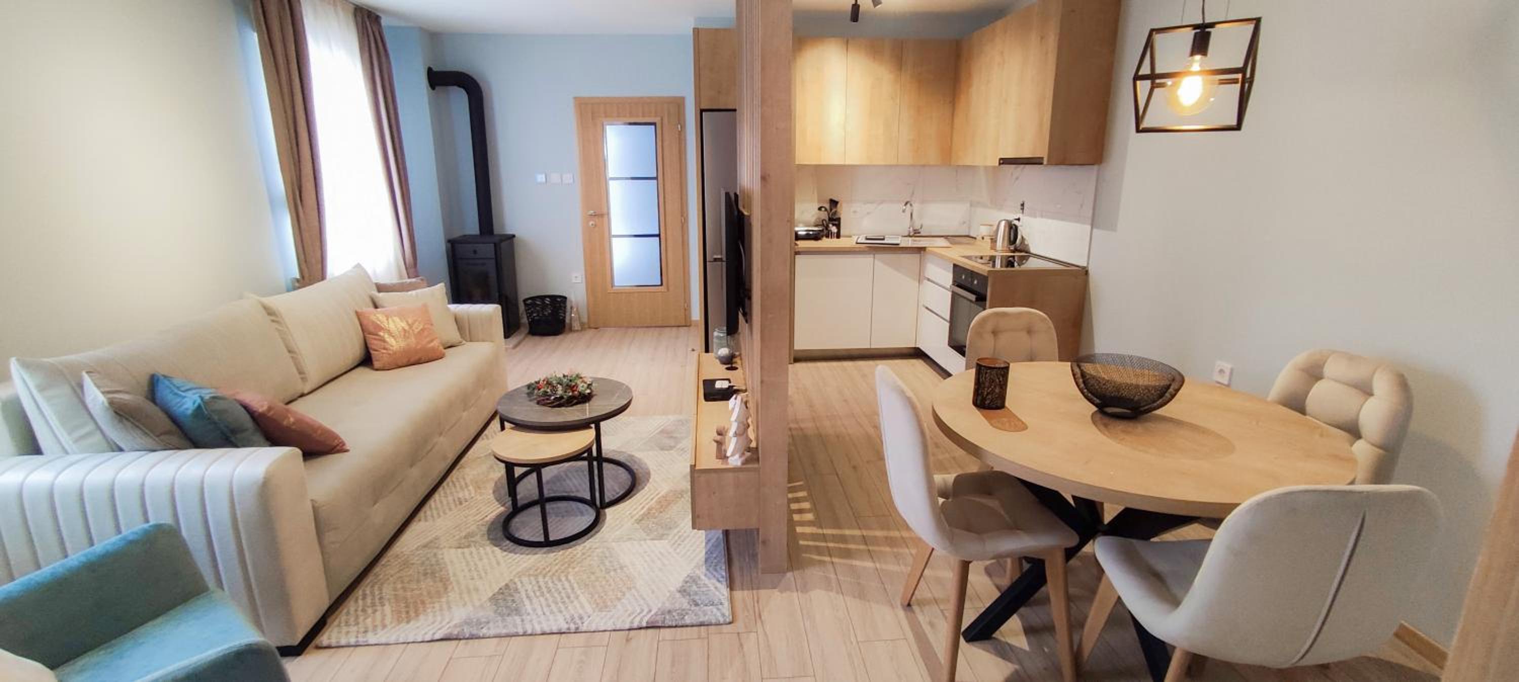 One-Bedroom House photo 2