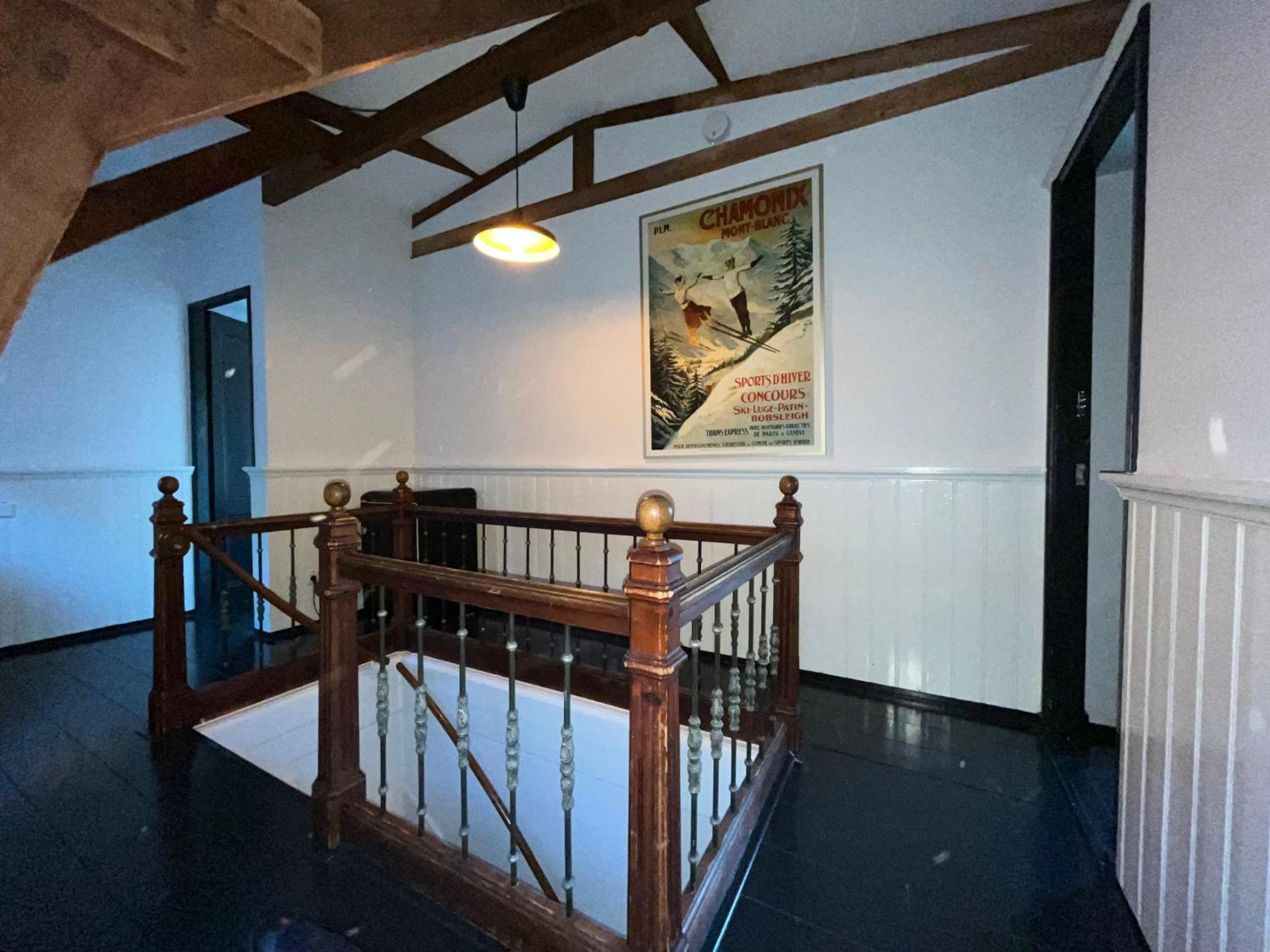 Double Room with Private Bathroom - Photo 4