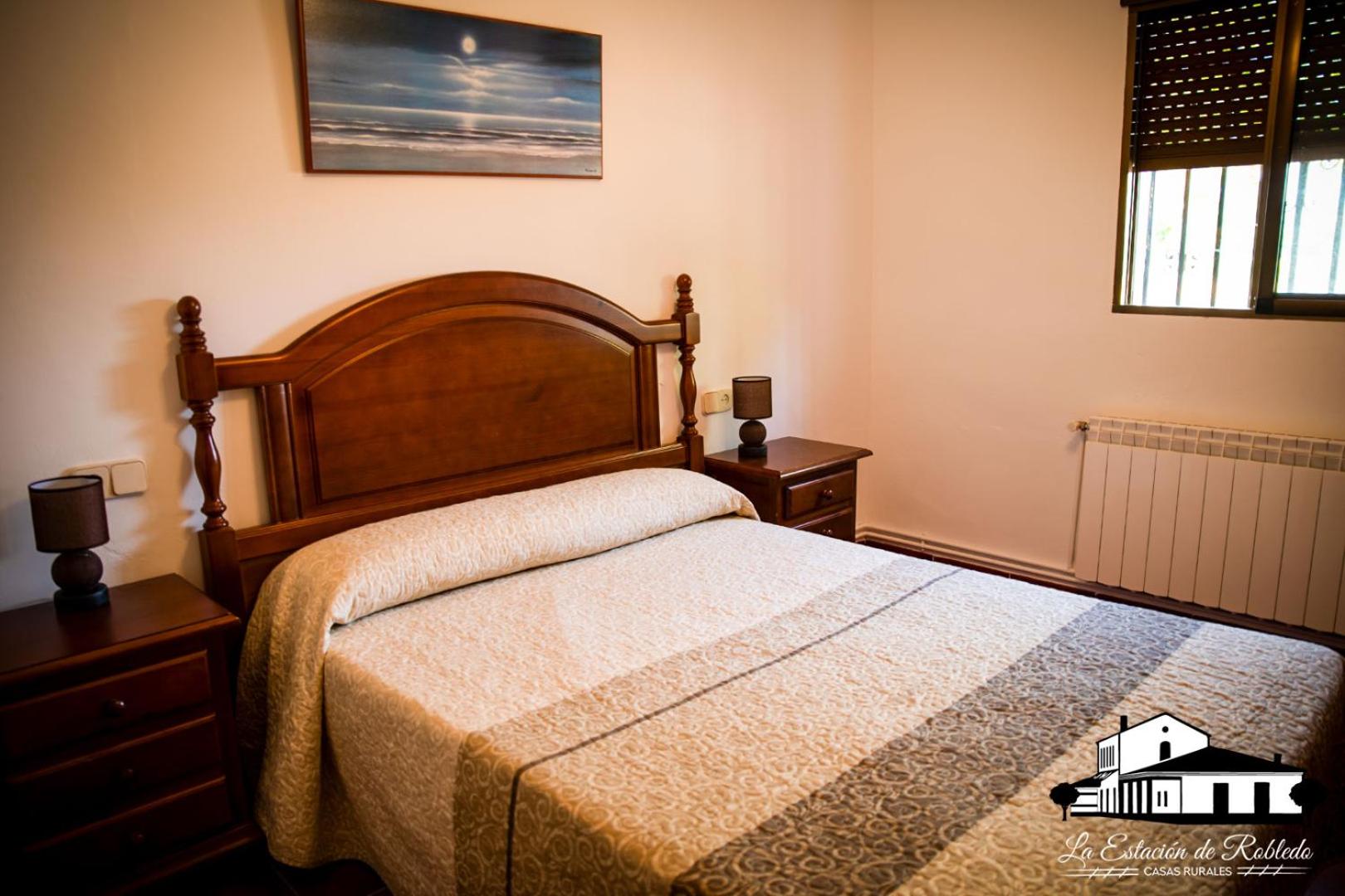Three-Bedroom House - Photo 1