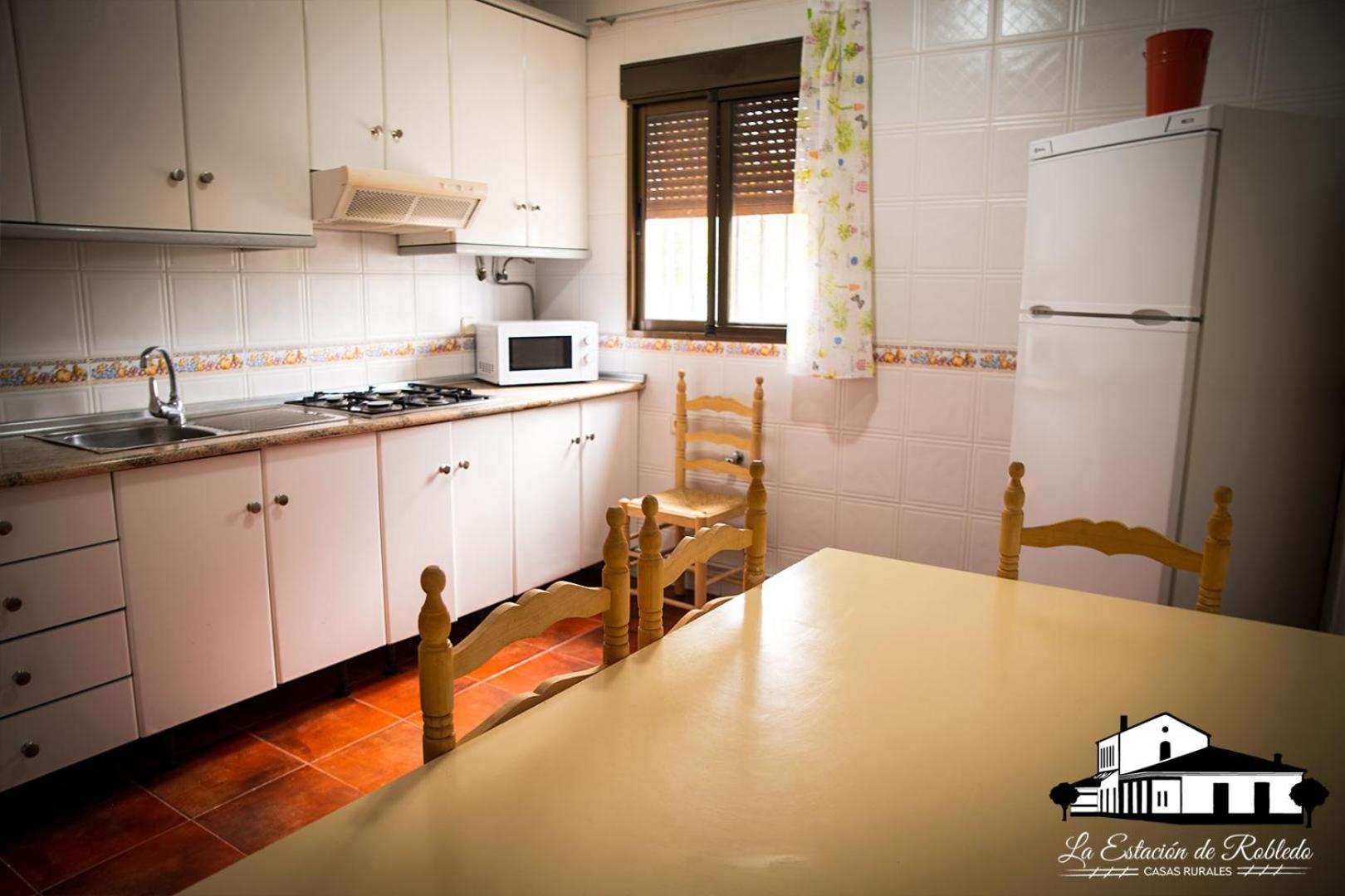 Three-Bedroom House - Photo 6