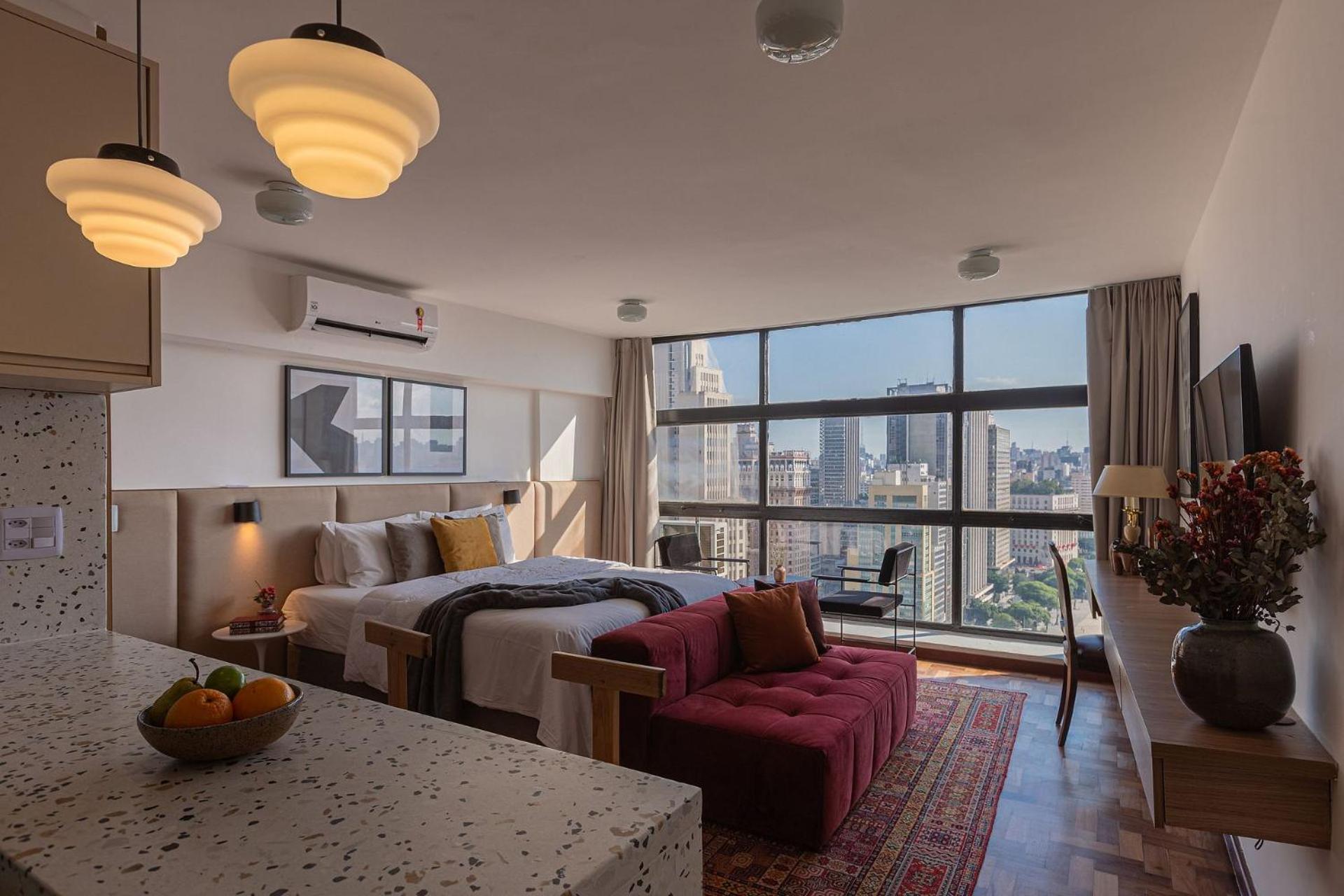 Superior Apartment with City View - Photo 1