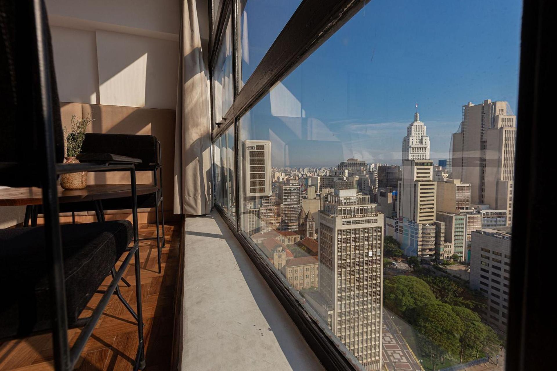 Superior Apartment with City View - Photo 39