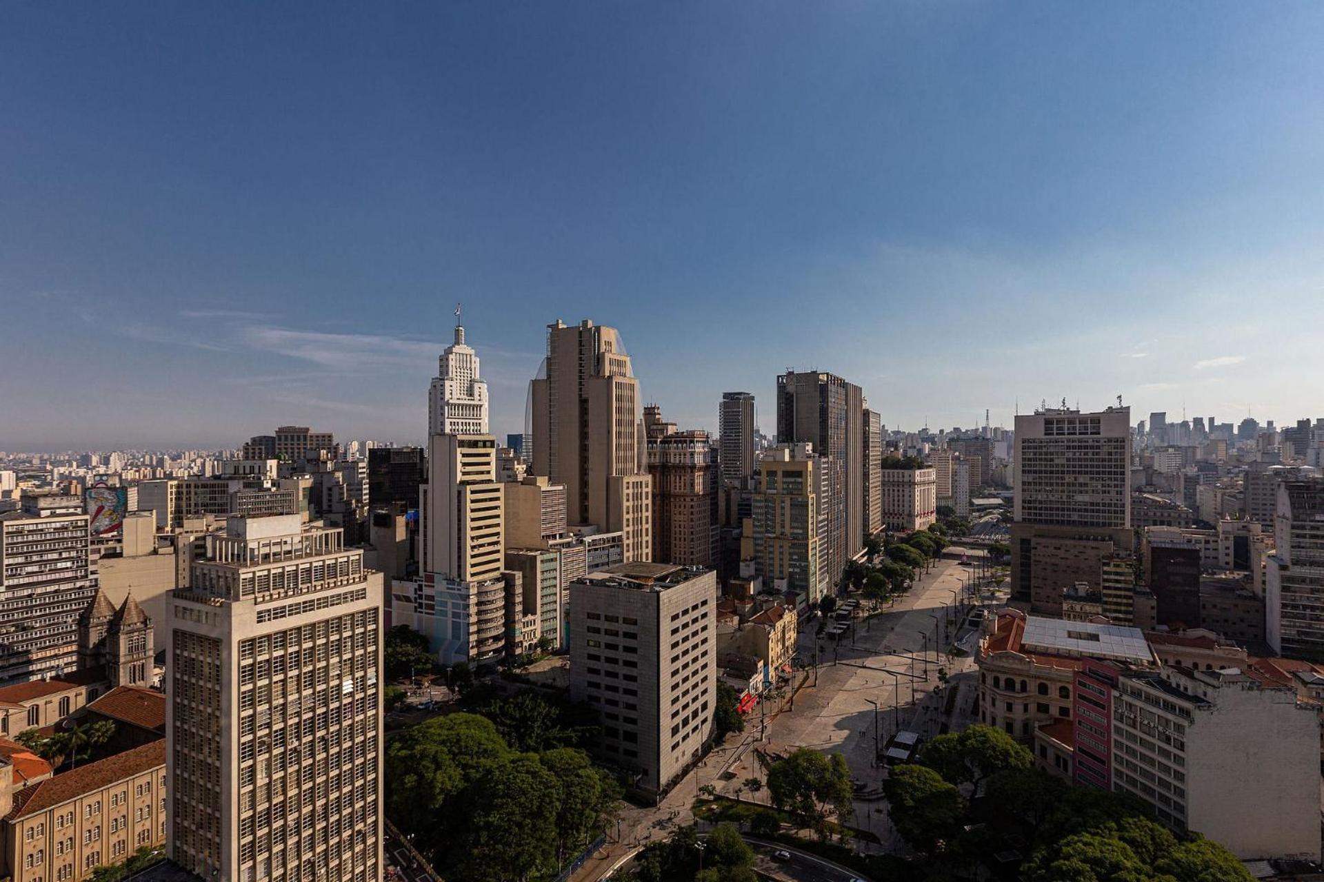 Superior Apartment with City View - Photo 38