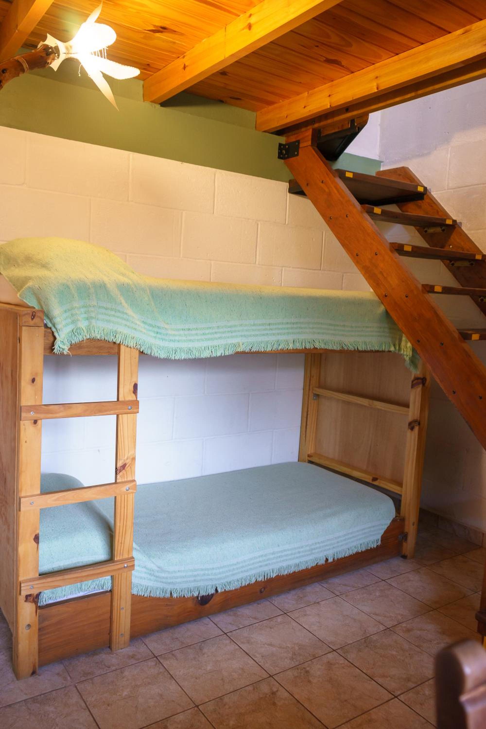 Apartment - Split Level photo 3