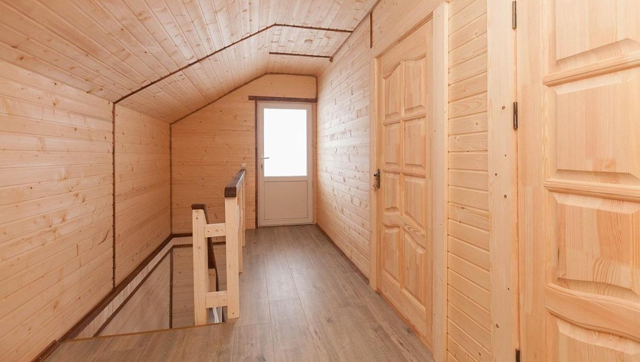 Two-Bedroom House photo 3