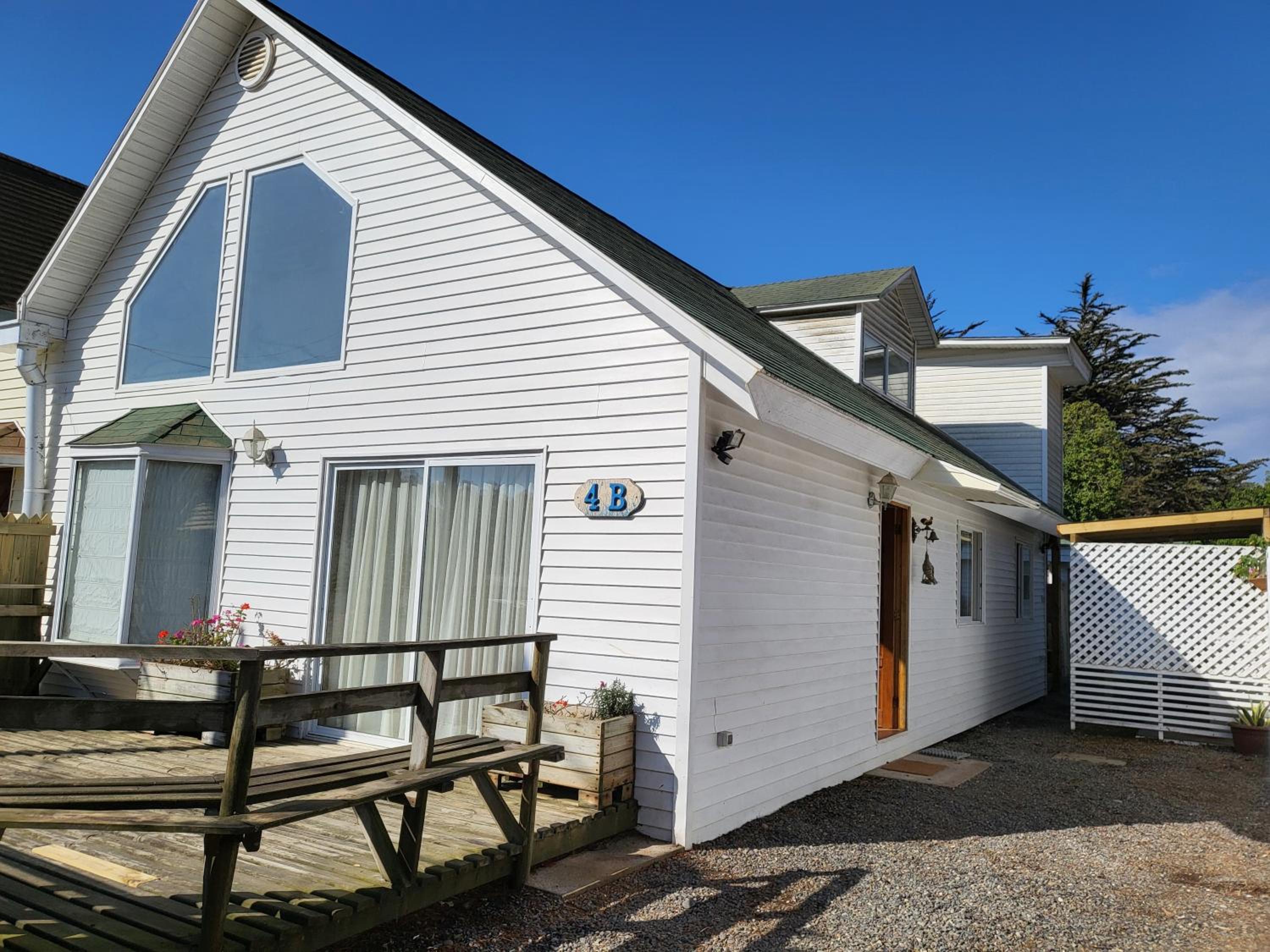 Four-Bedroom House photo 2