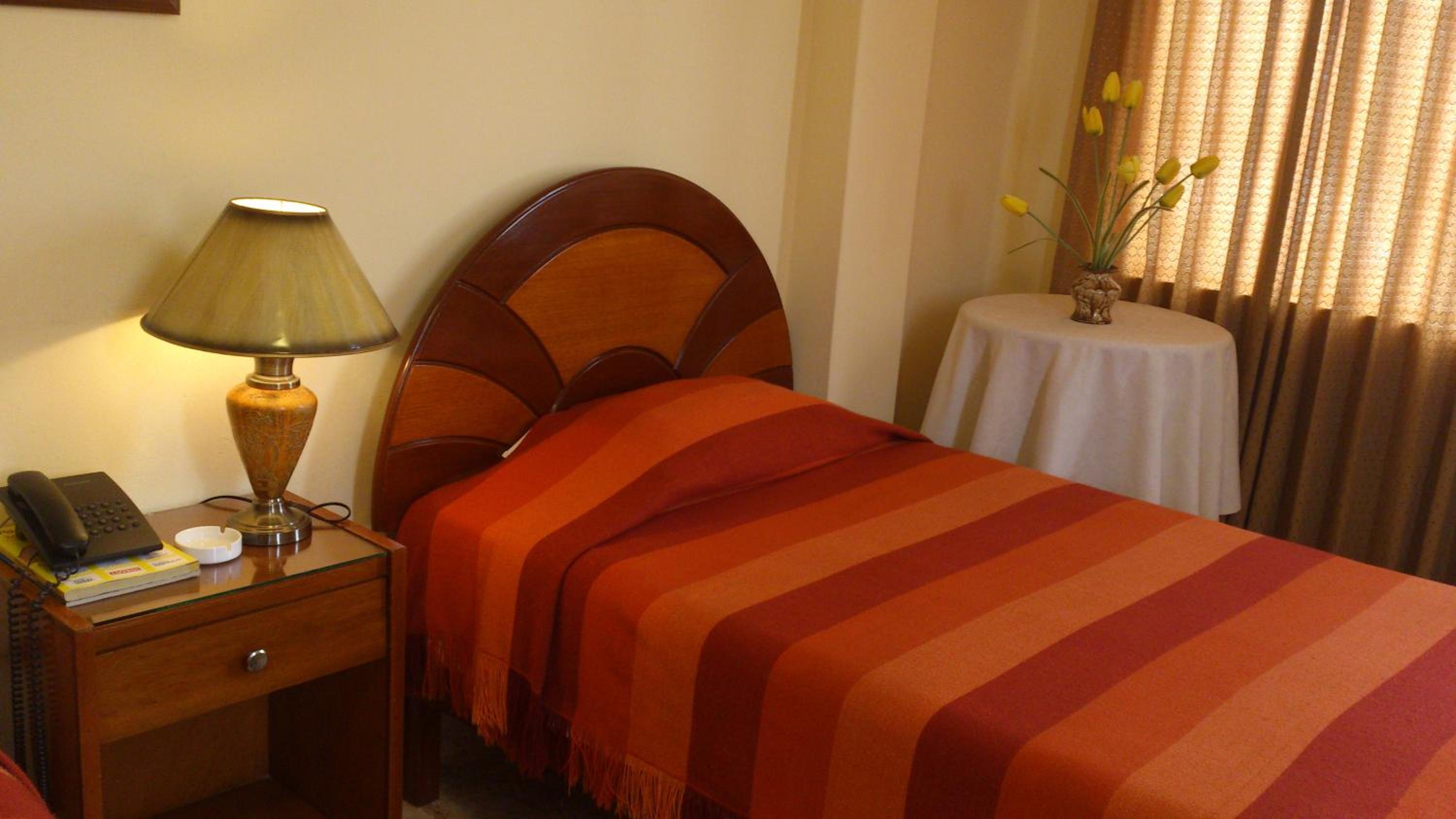 Twin Room with Bathroom photo 3