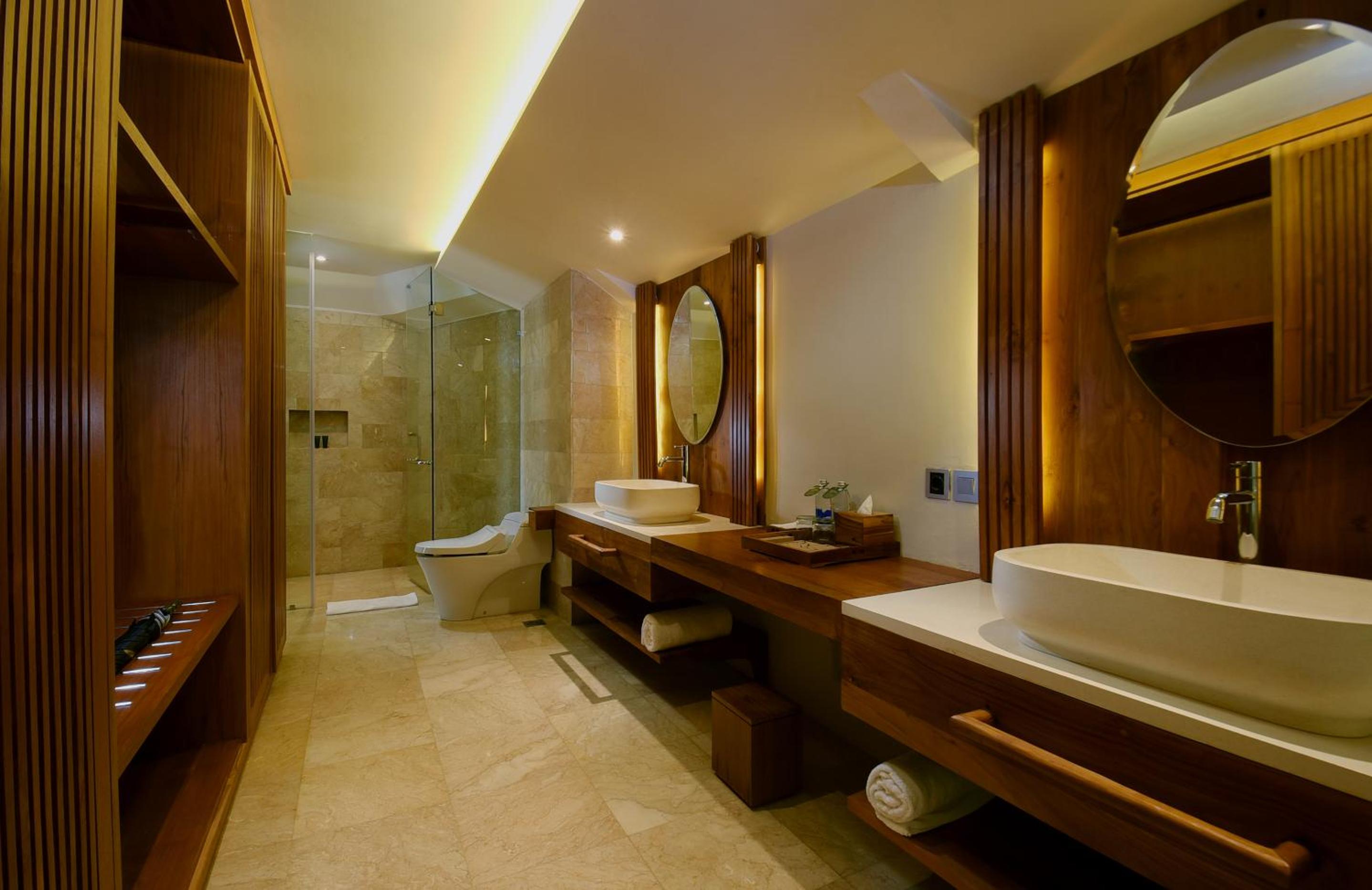 One-Bedroom Suite - Photo 5