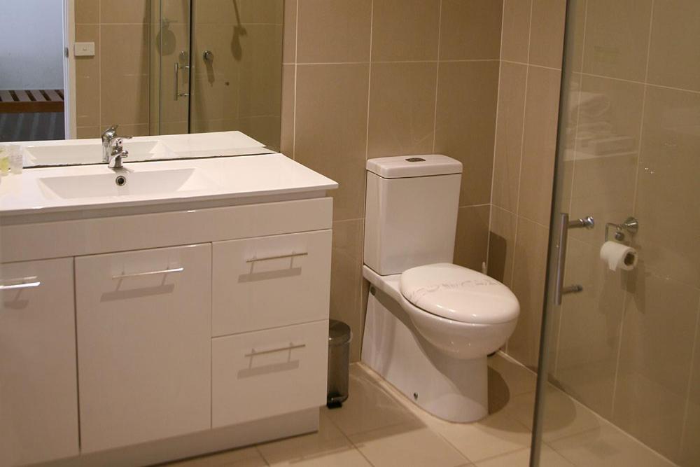 One-Bedroom Apartment - Photo 4
