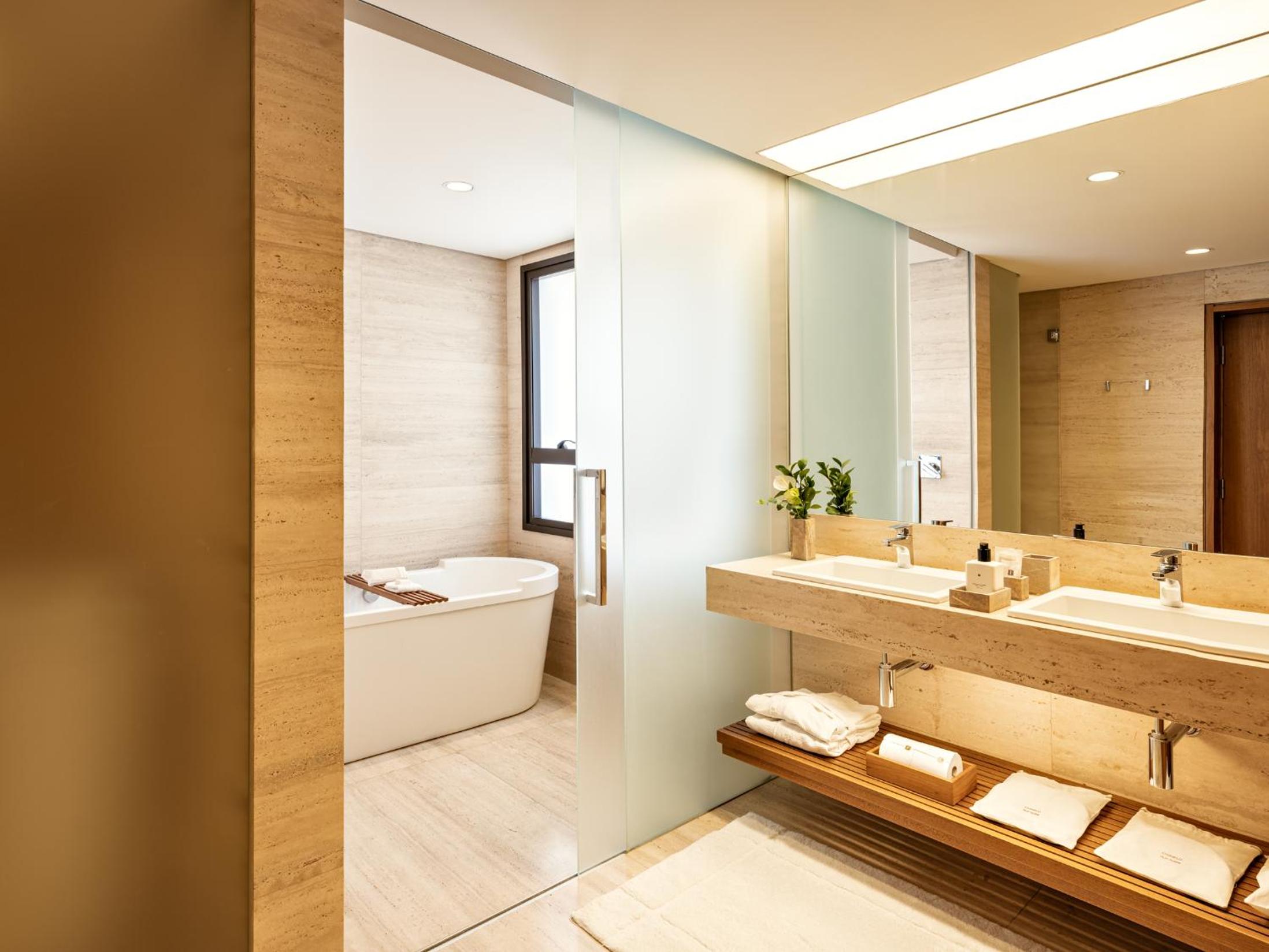 Penthouse Suite
