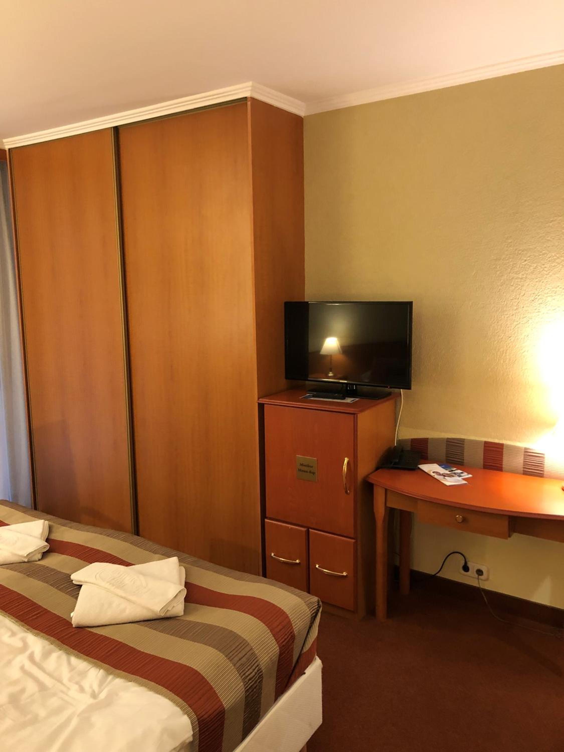 Double Room - Ground Floor with Forest View photo 3