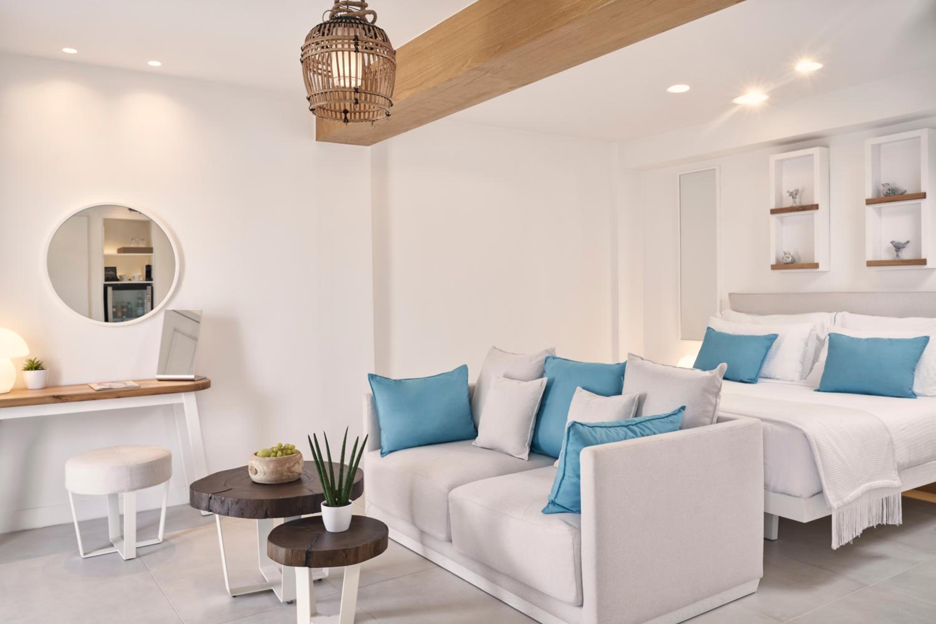 Luxury Suite with Private Pool photo 3