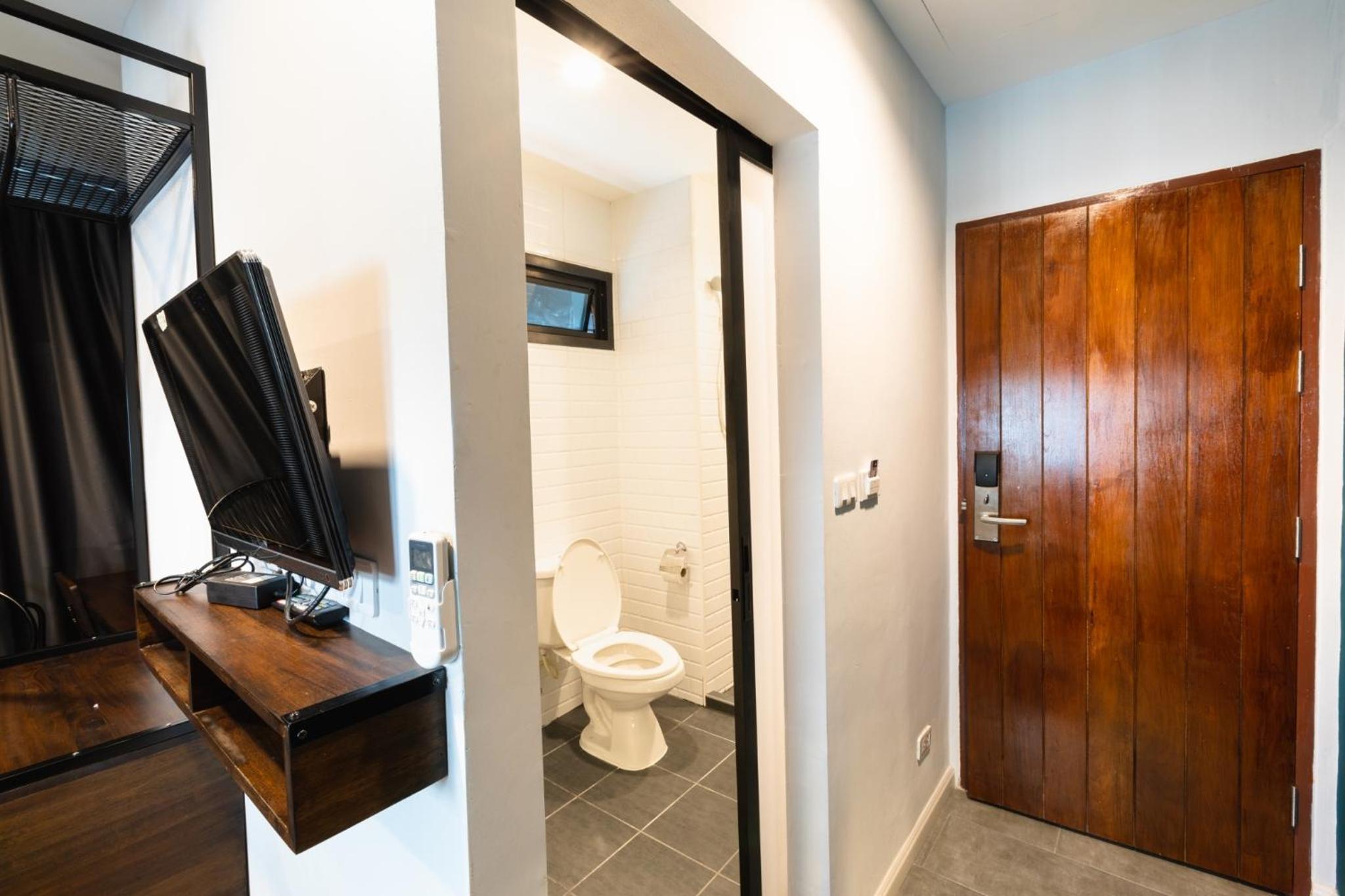 Deluxe Room - Photo 2