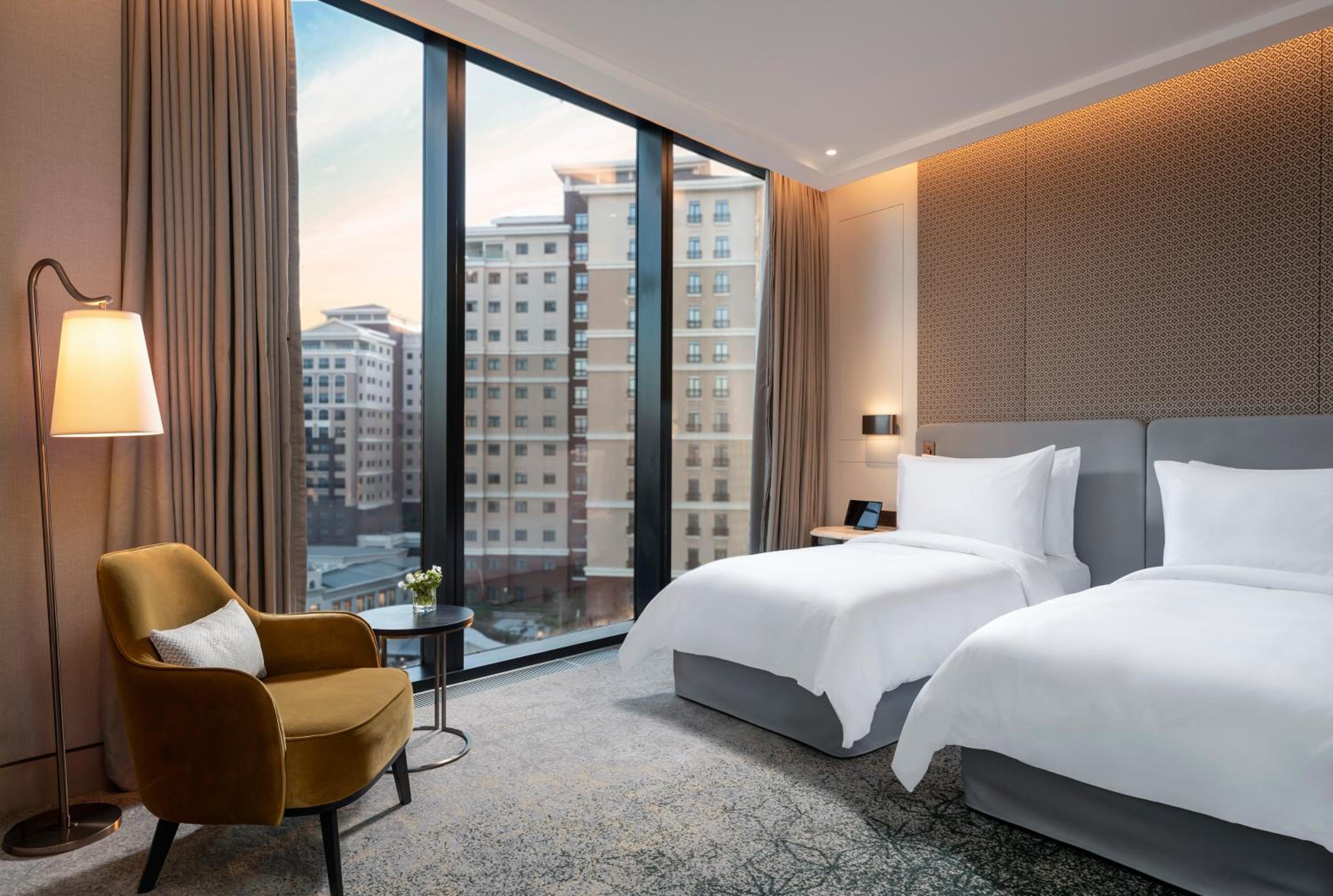 Available room