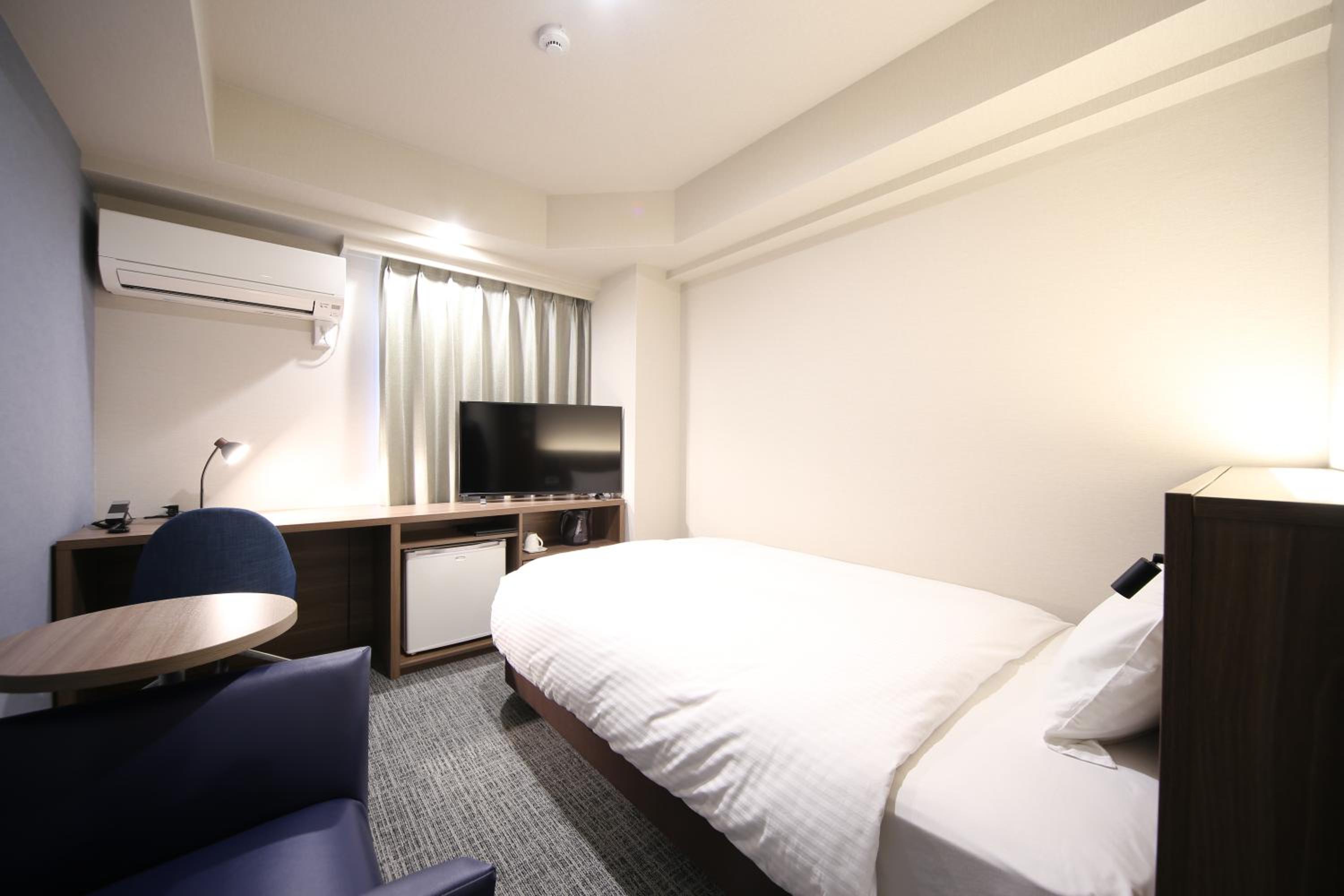 Economy Double Room With Small Double Bed - Non-Smoking