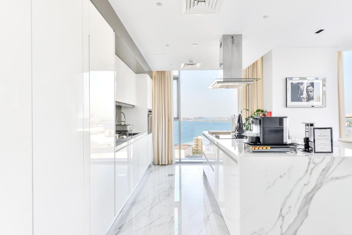 Apartment with Sea View photo 3