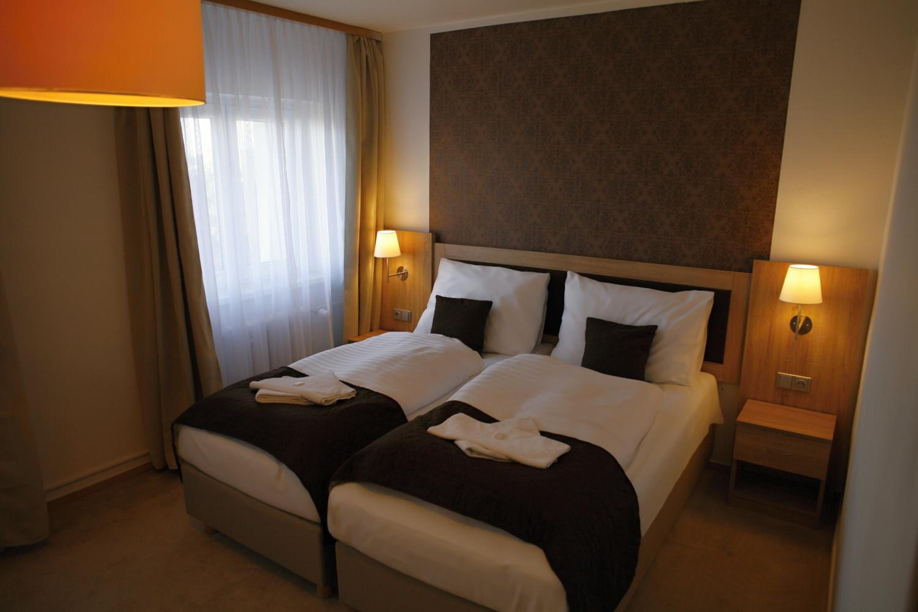Standard Double Room photo 3