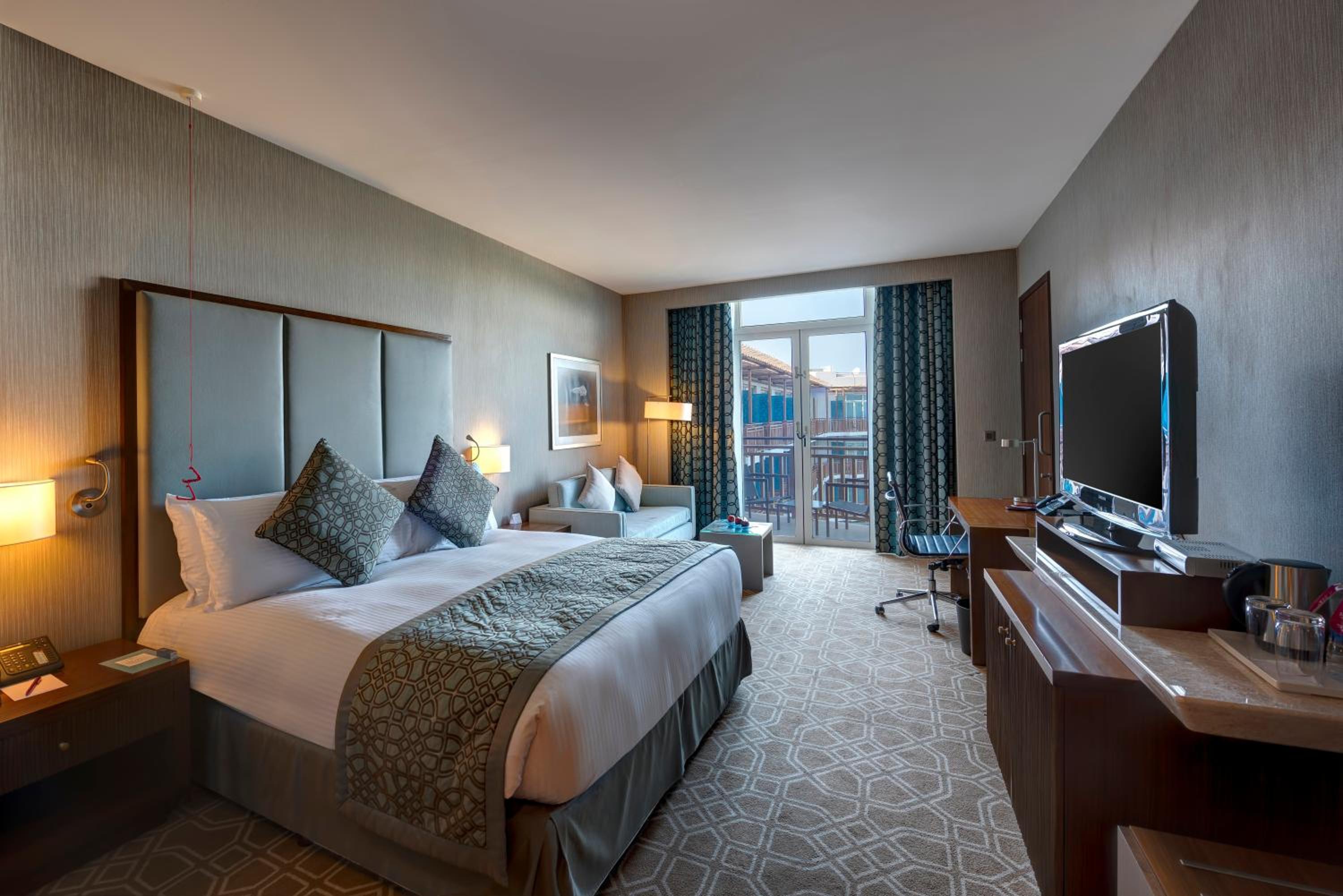 King Room with Pool And Sea View - Photo 8