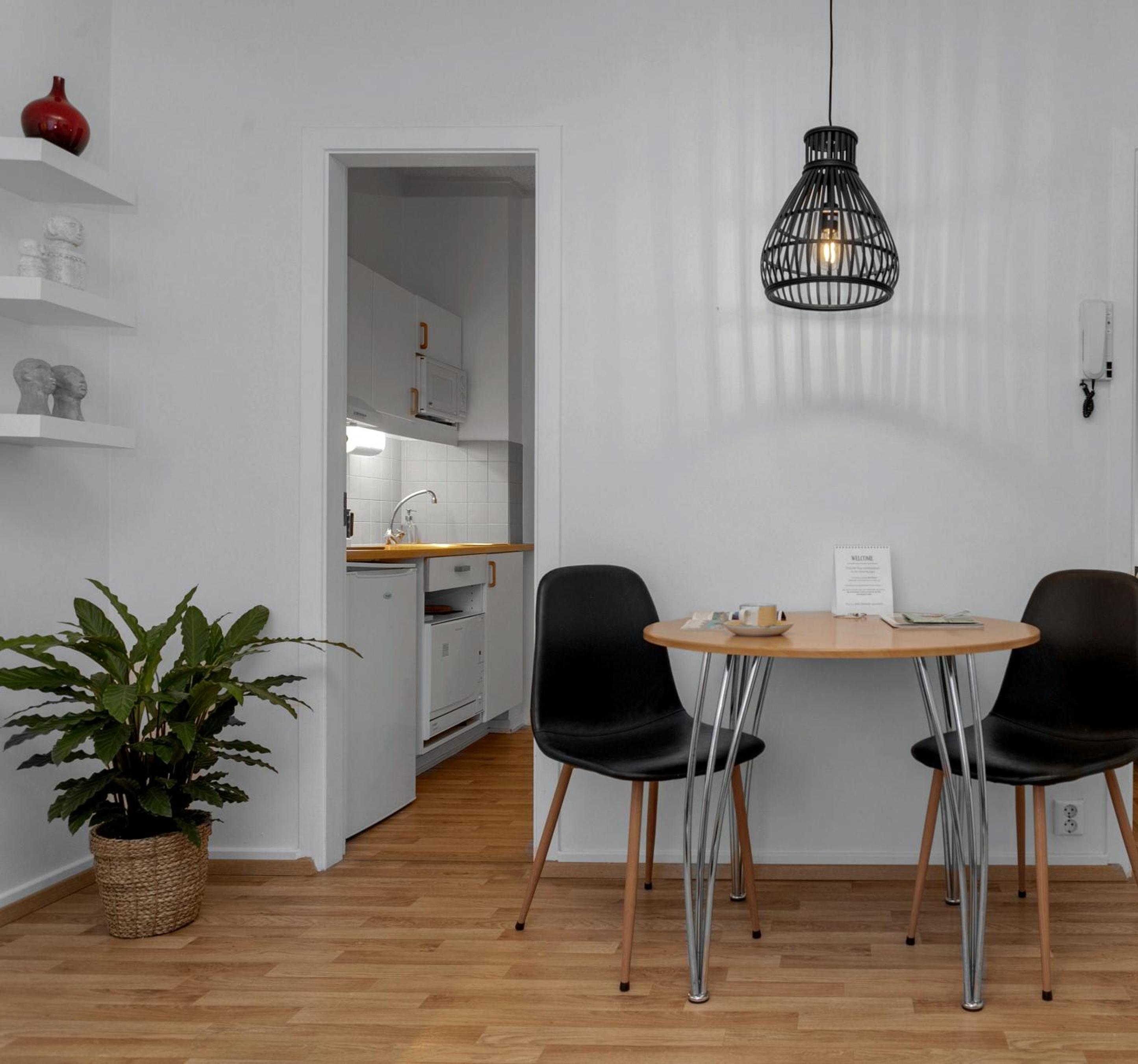 One-Bedroom Apartment - Photo 19