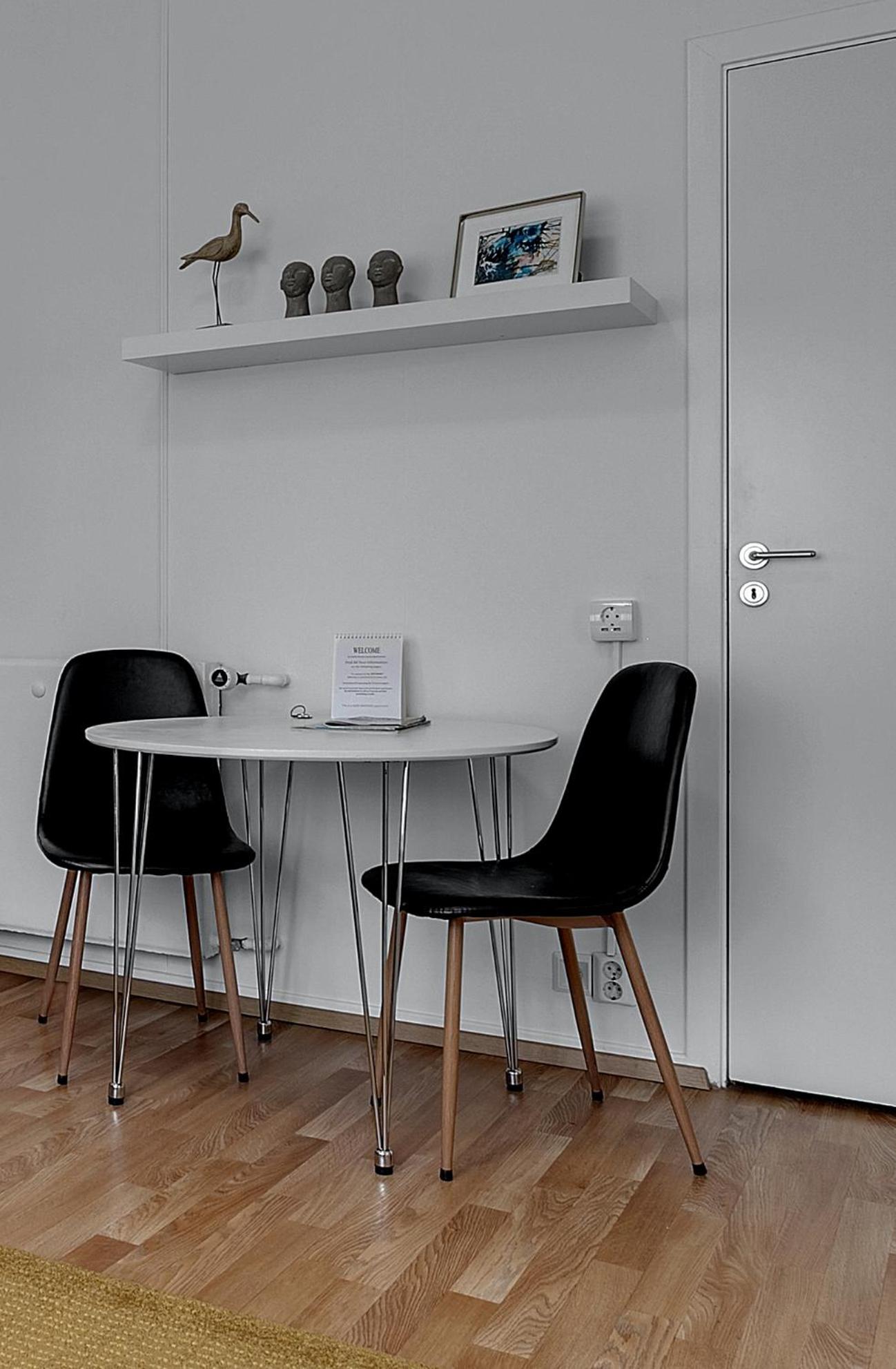 One-Bedroom Apartment - Photo 16