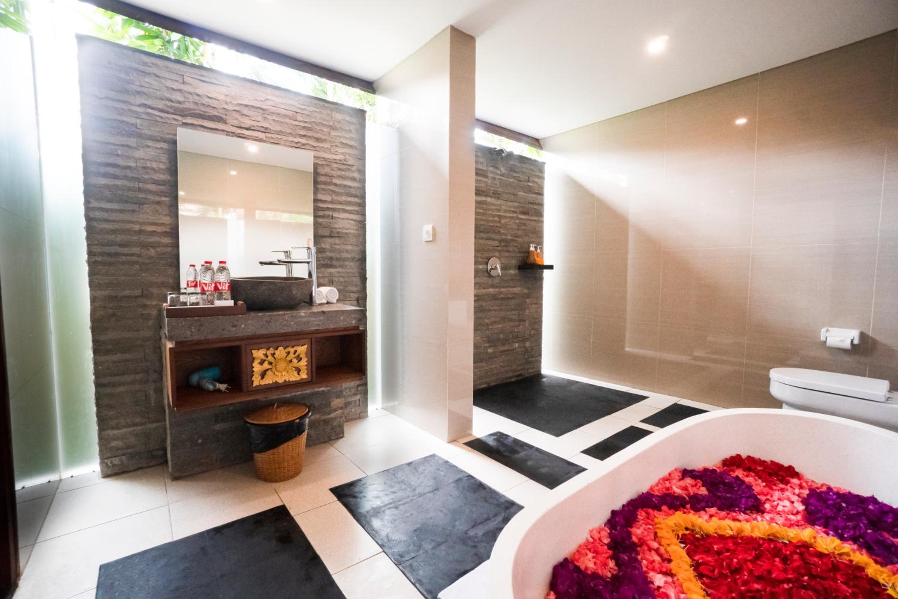 One Bedroom Villa with Private Pool - Photo 6