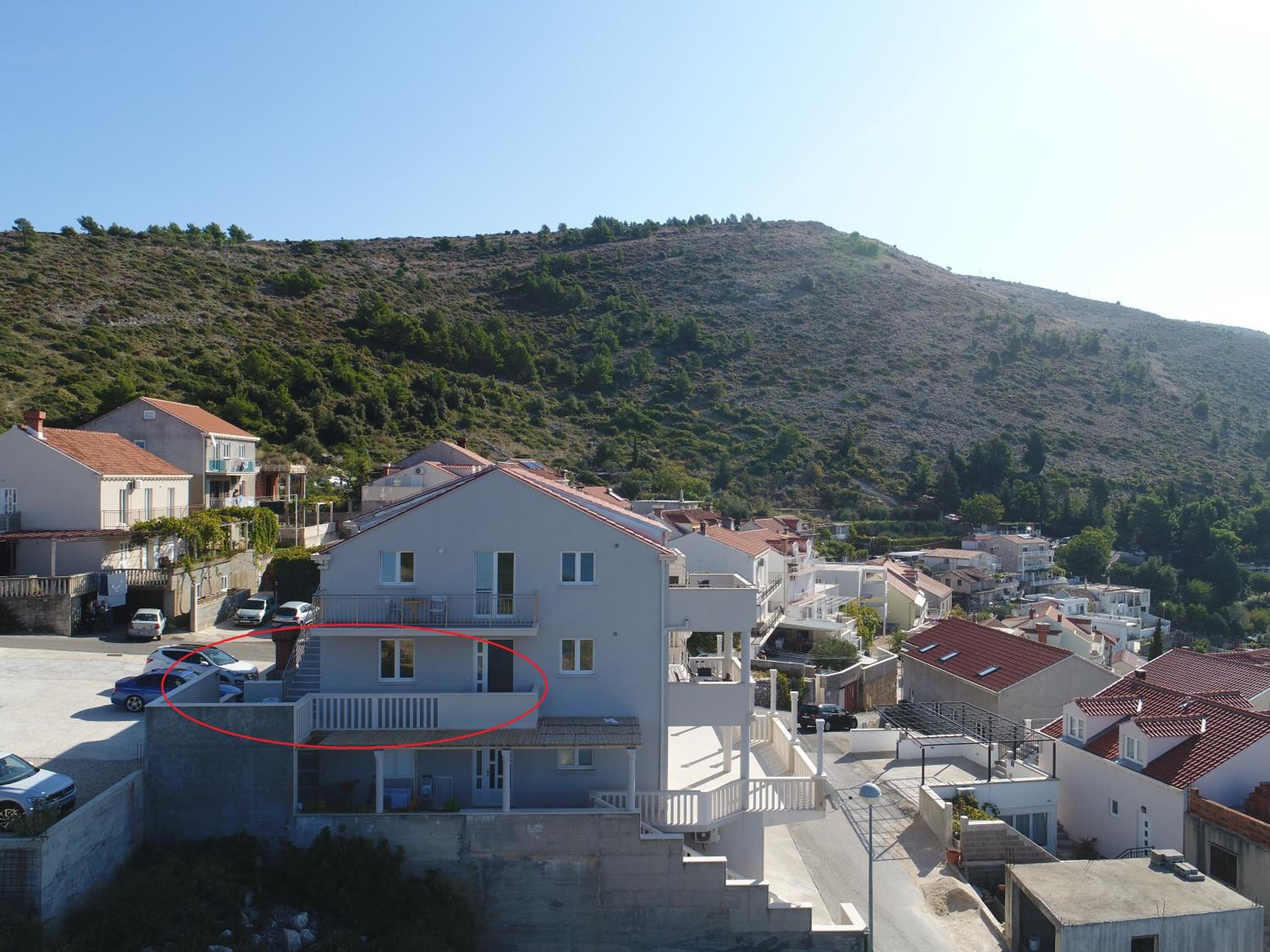 Comfort One Bedroom Apartment with Terrace photo 3