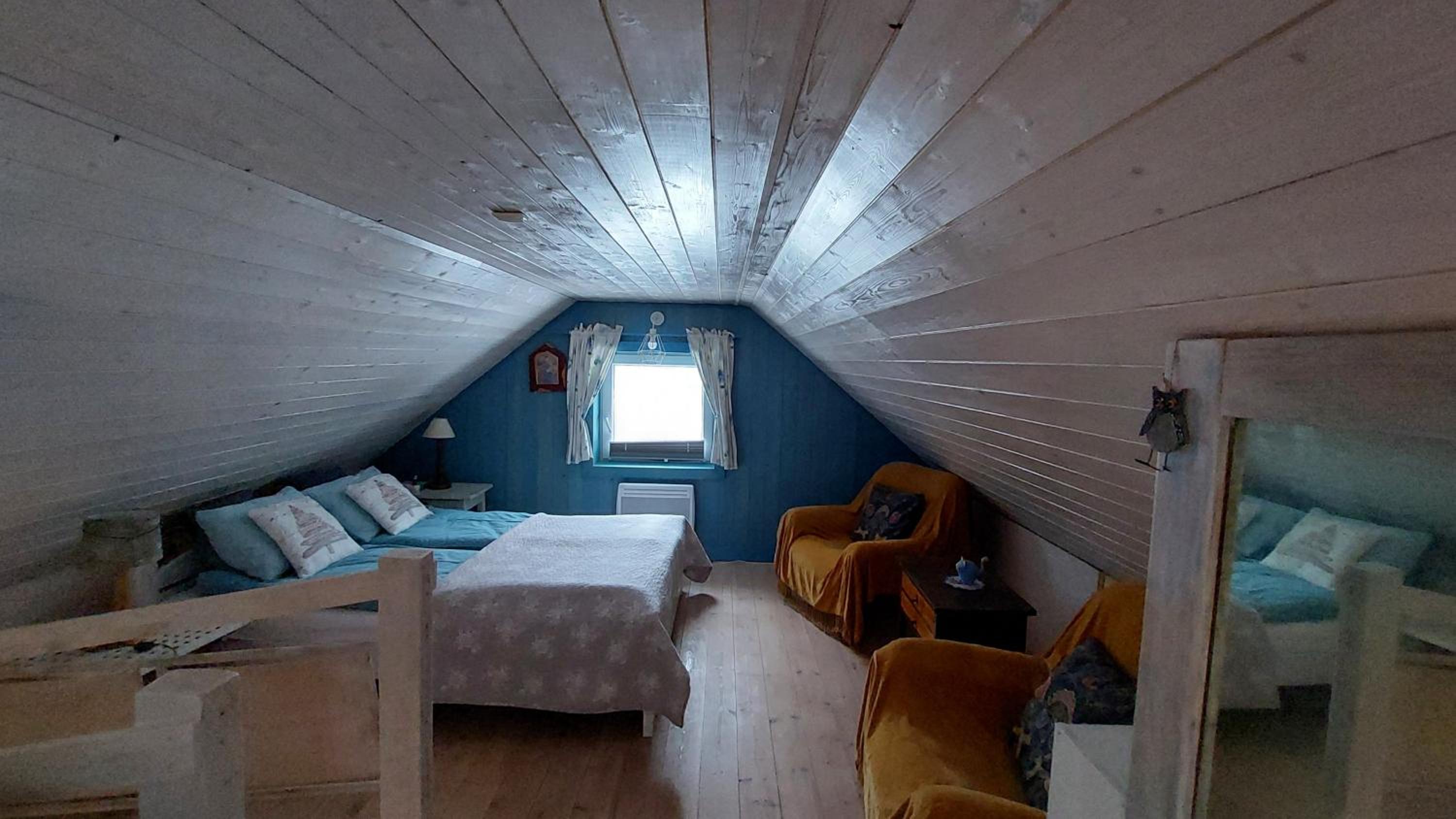 Two-Bedroom House photo 3
