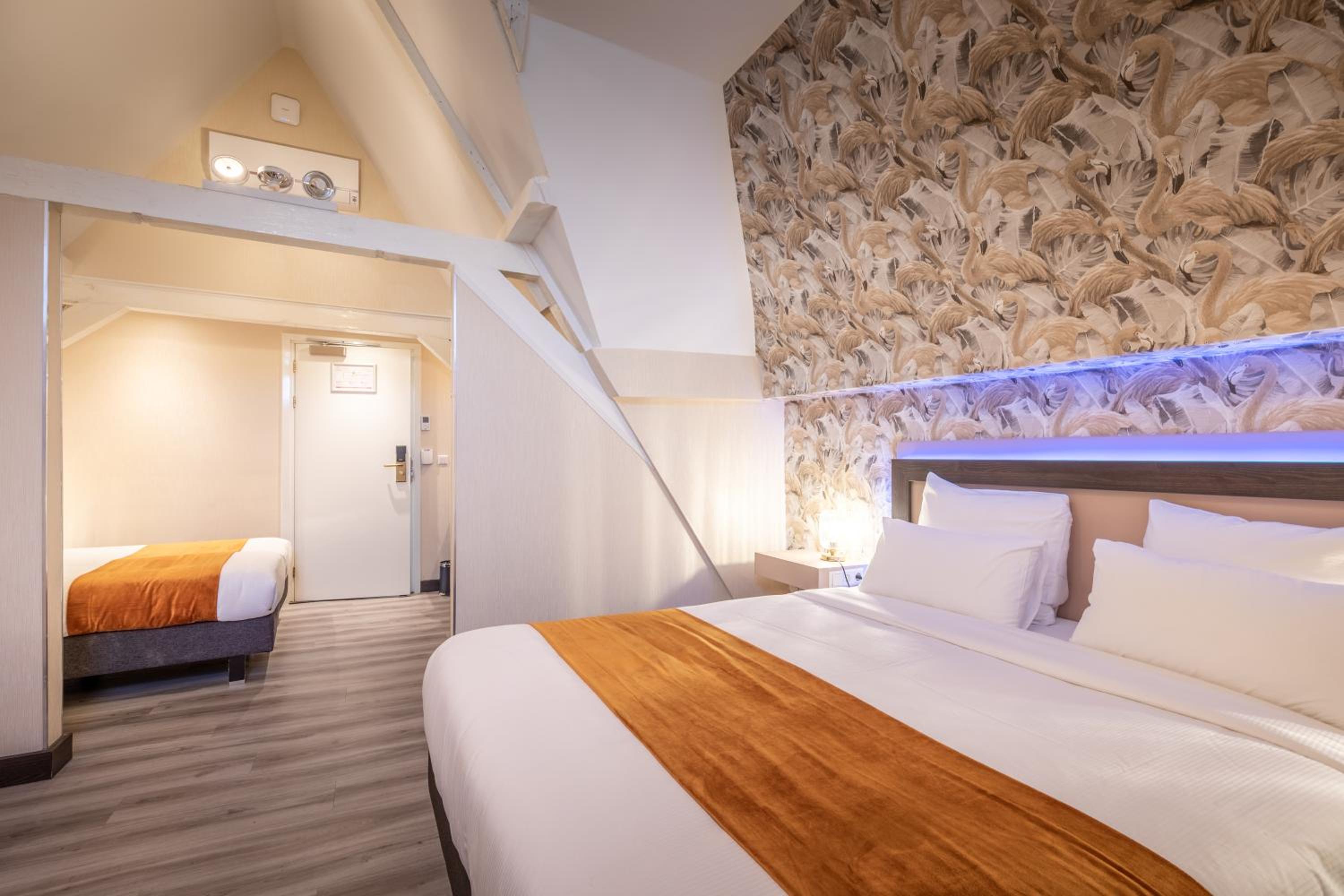 Superior Quadruple Room photo 3