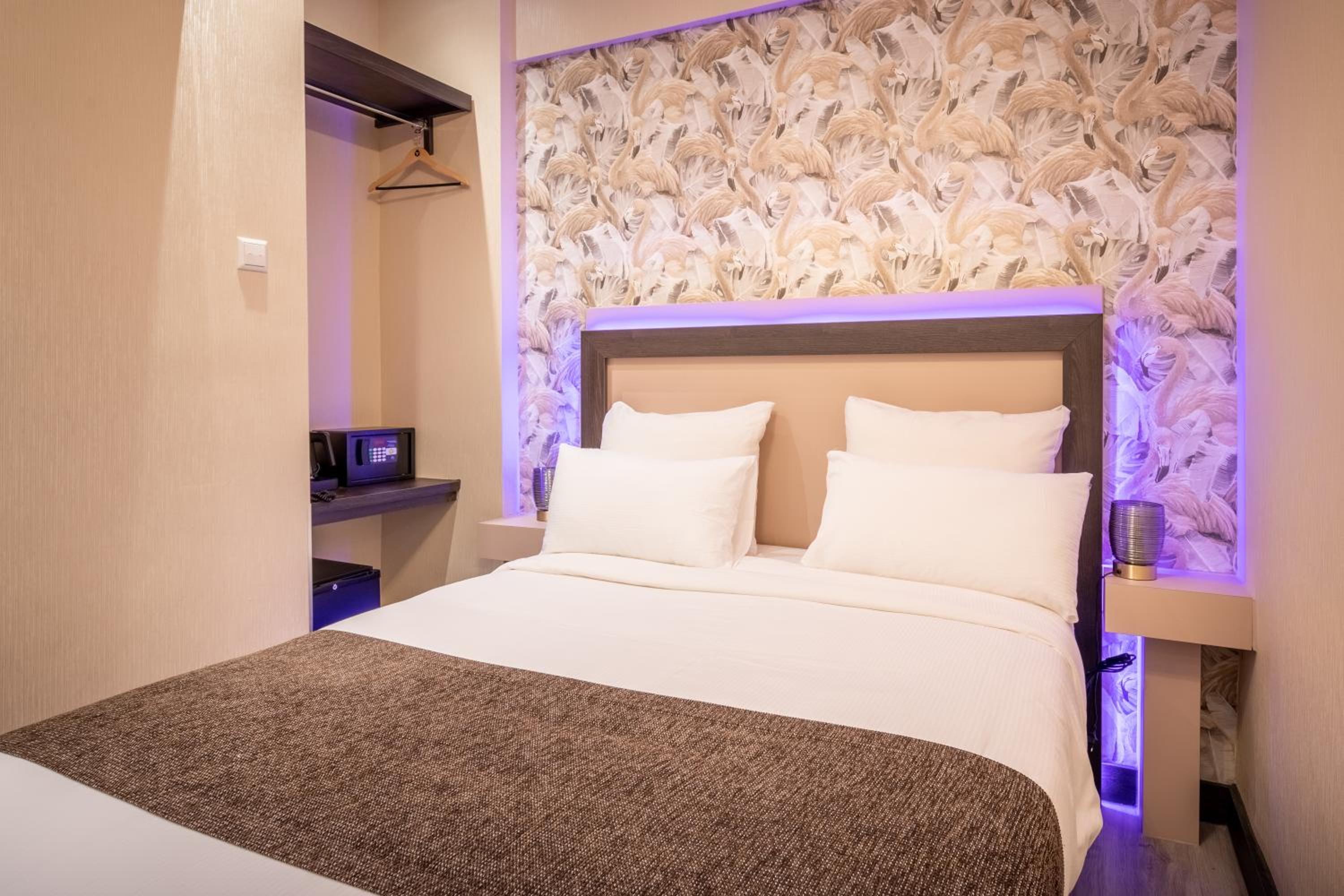 Deluxe Single Room photo 3