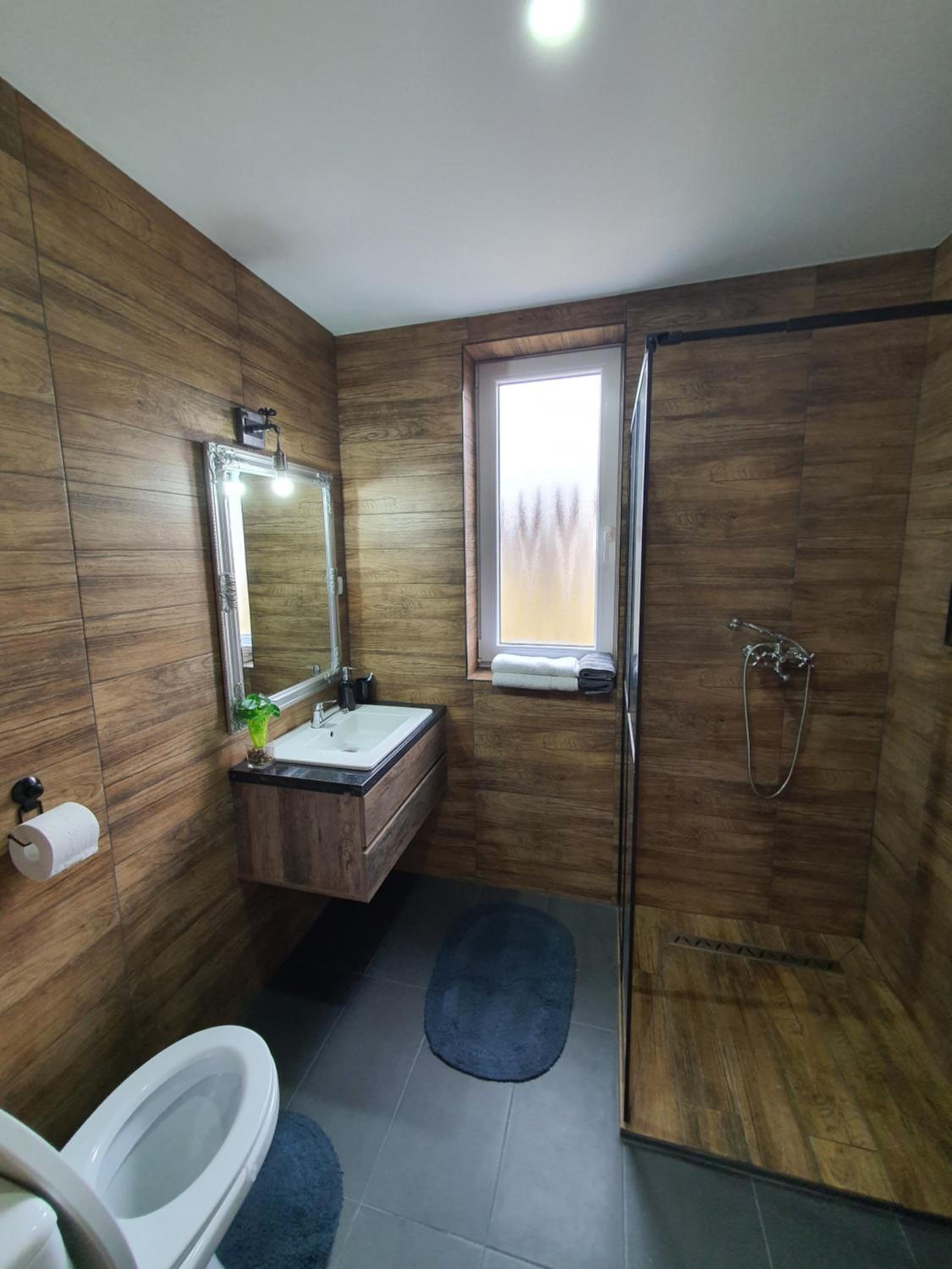 Deluxe Apartment - Photo 15