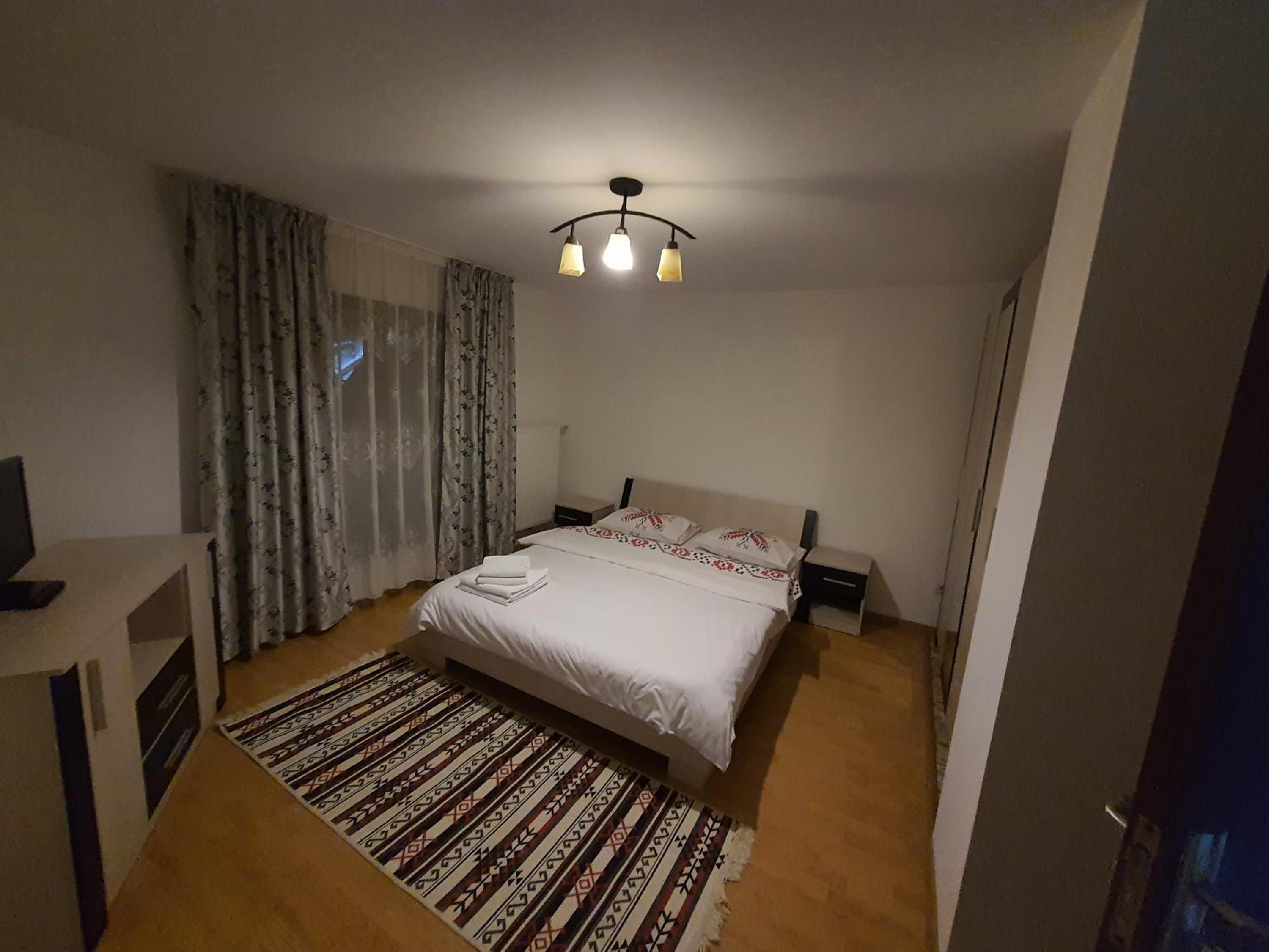 Double Room with Private External Bathroom photo 1