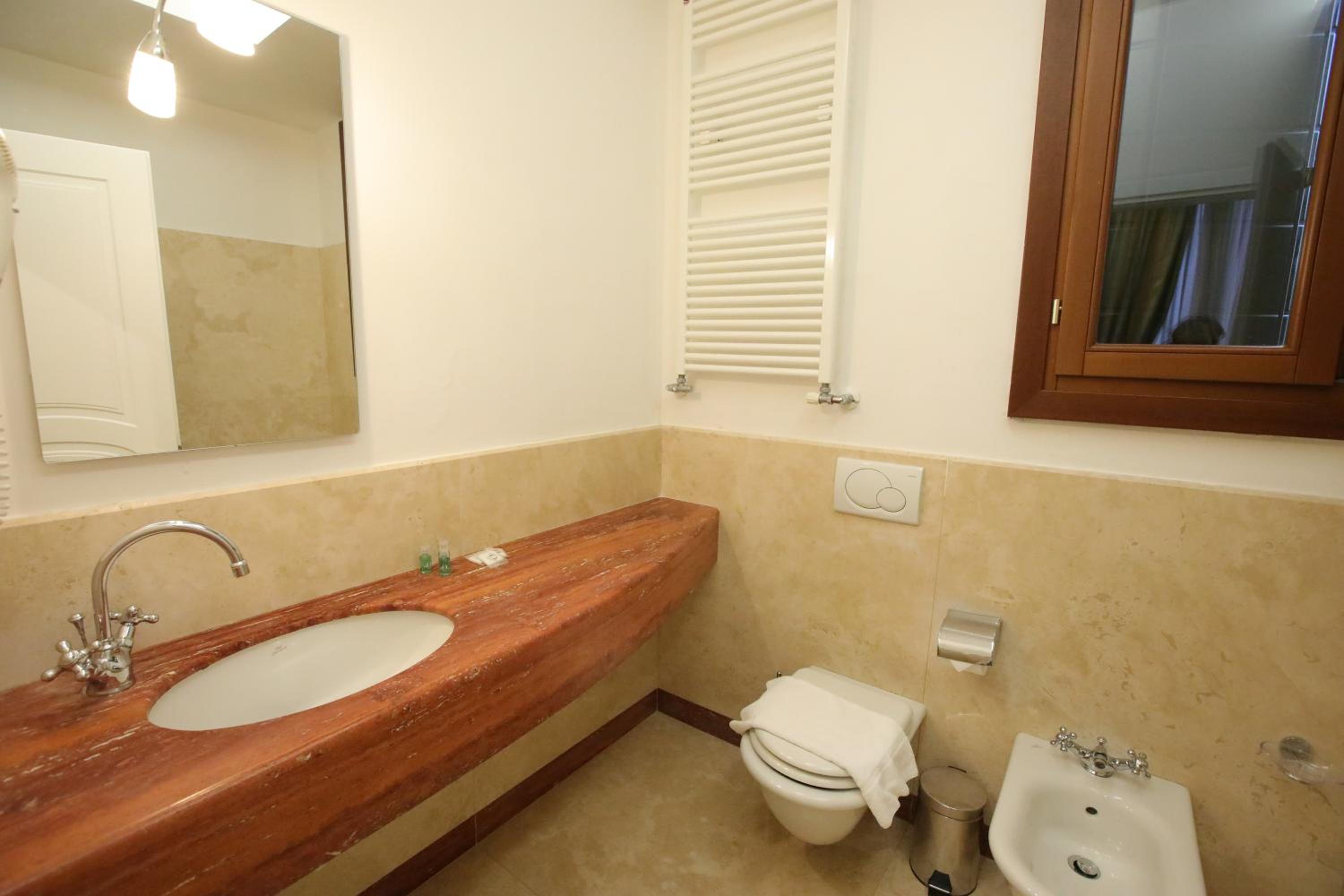 Triple Room photo 3