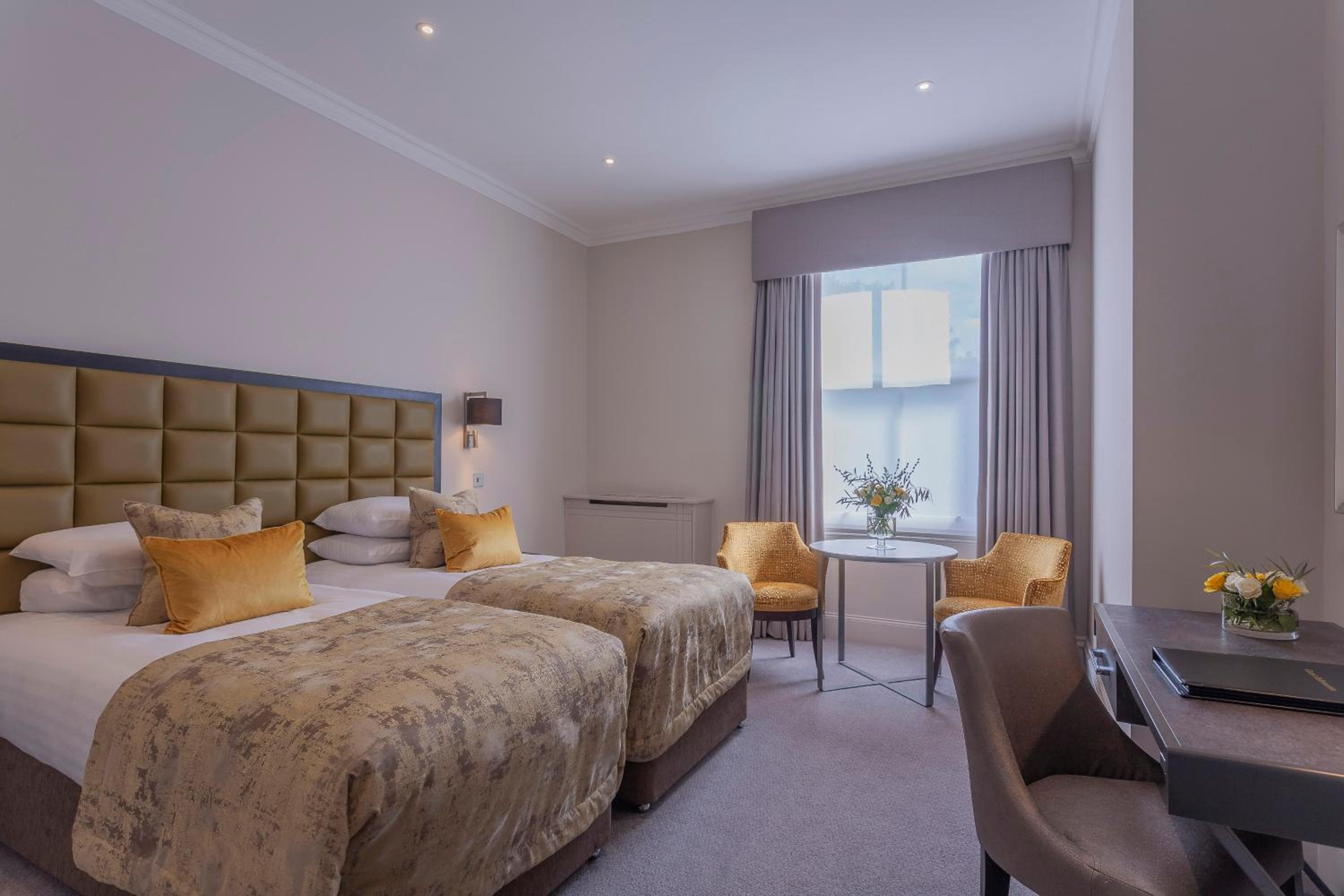 Superior Twin Room - Photo 6