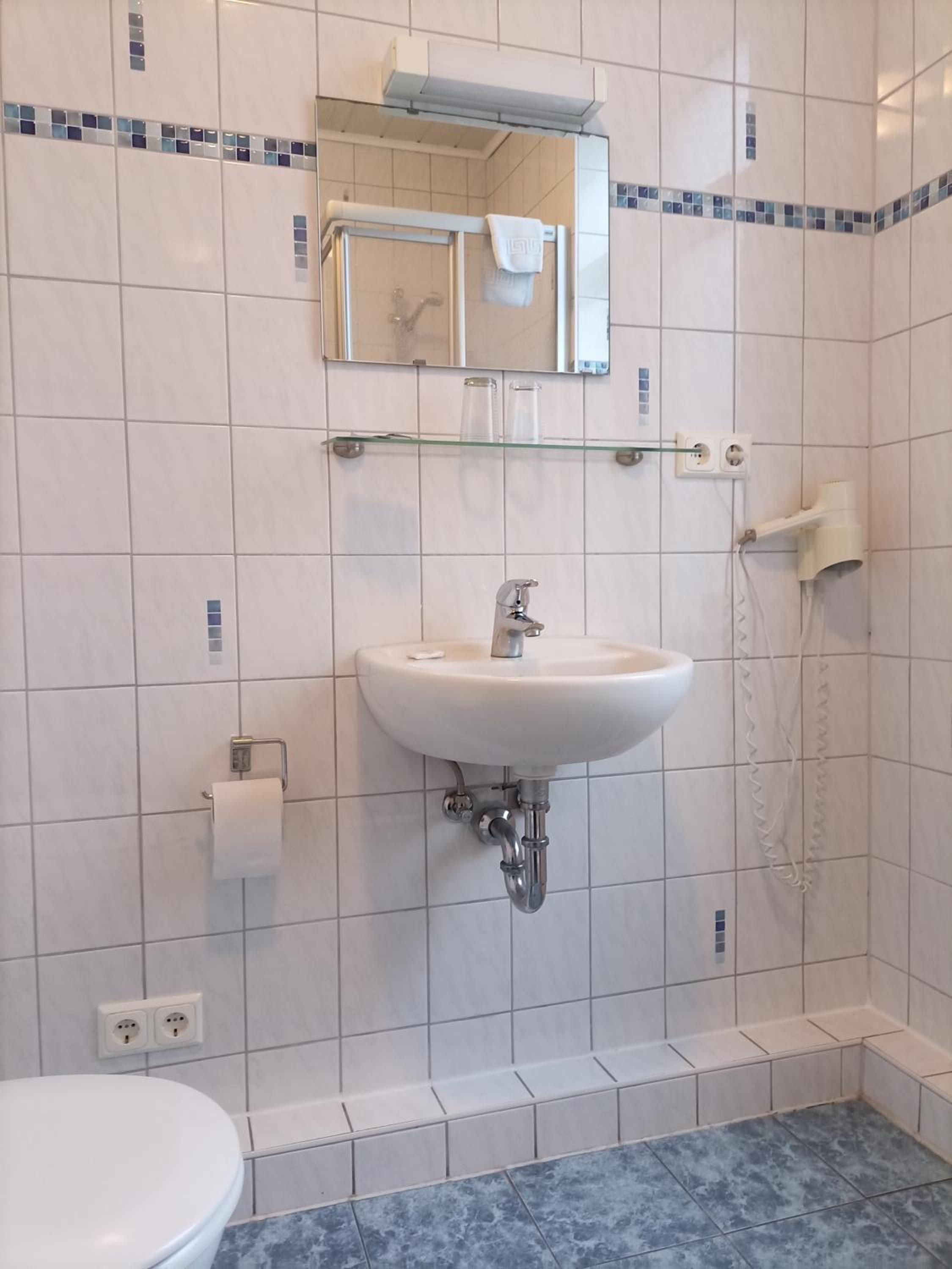 Double Room - Annex - Photo 20