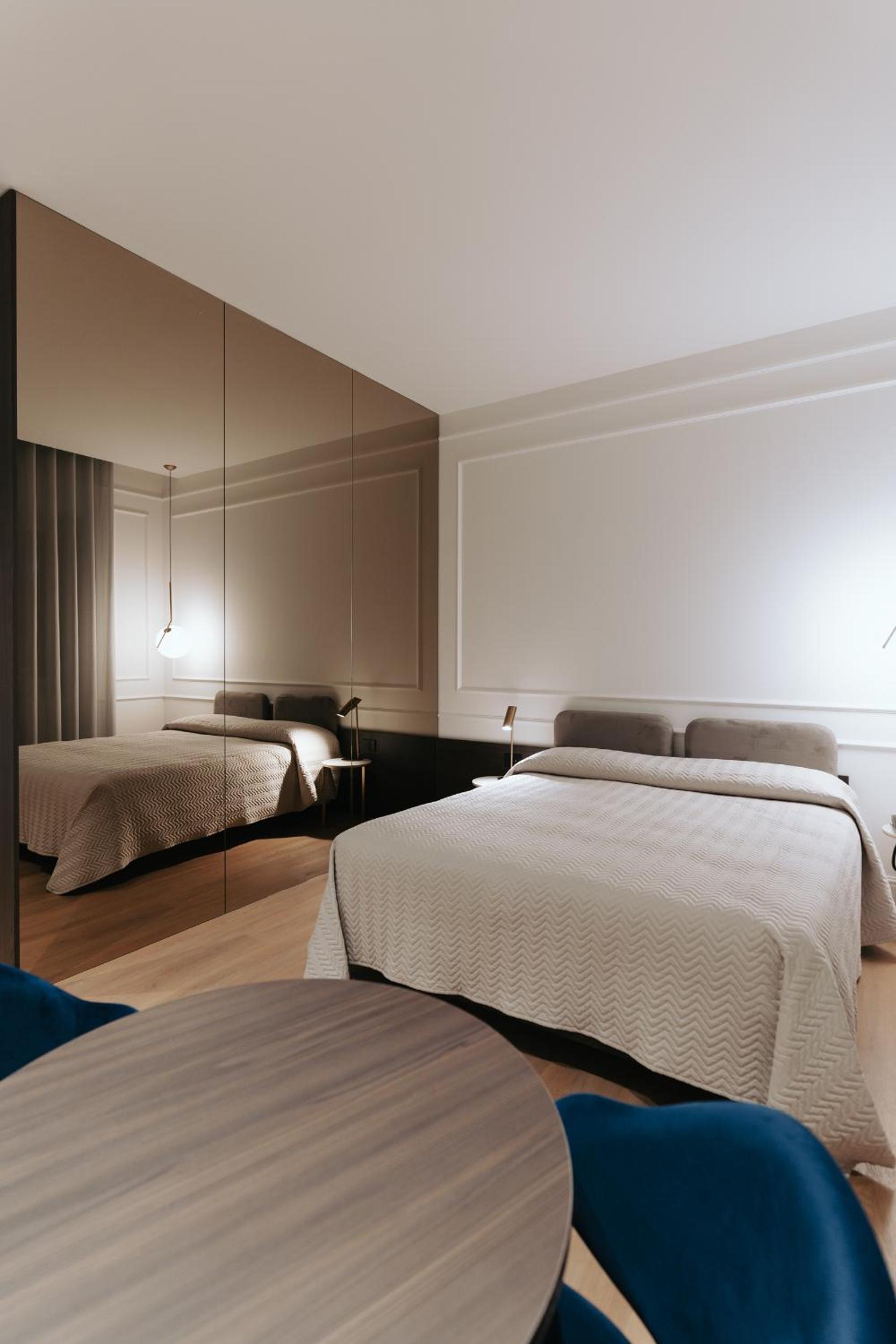 Superior Double Room - Photo 2
