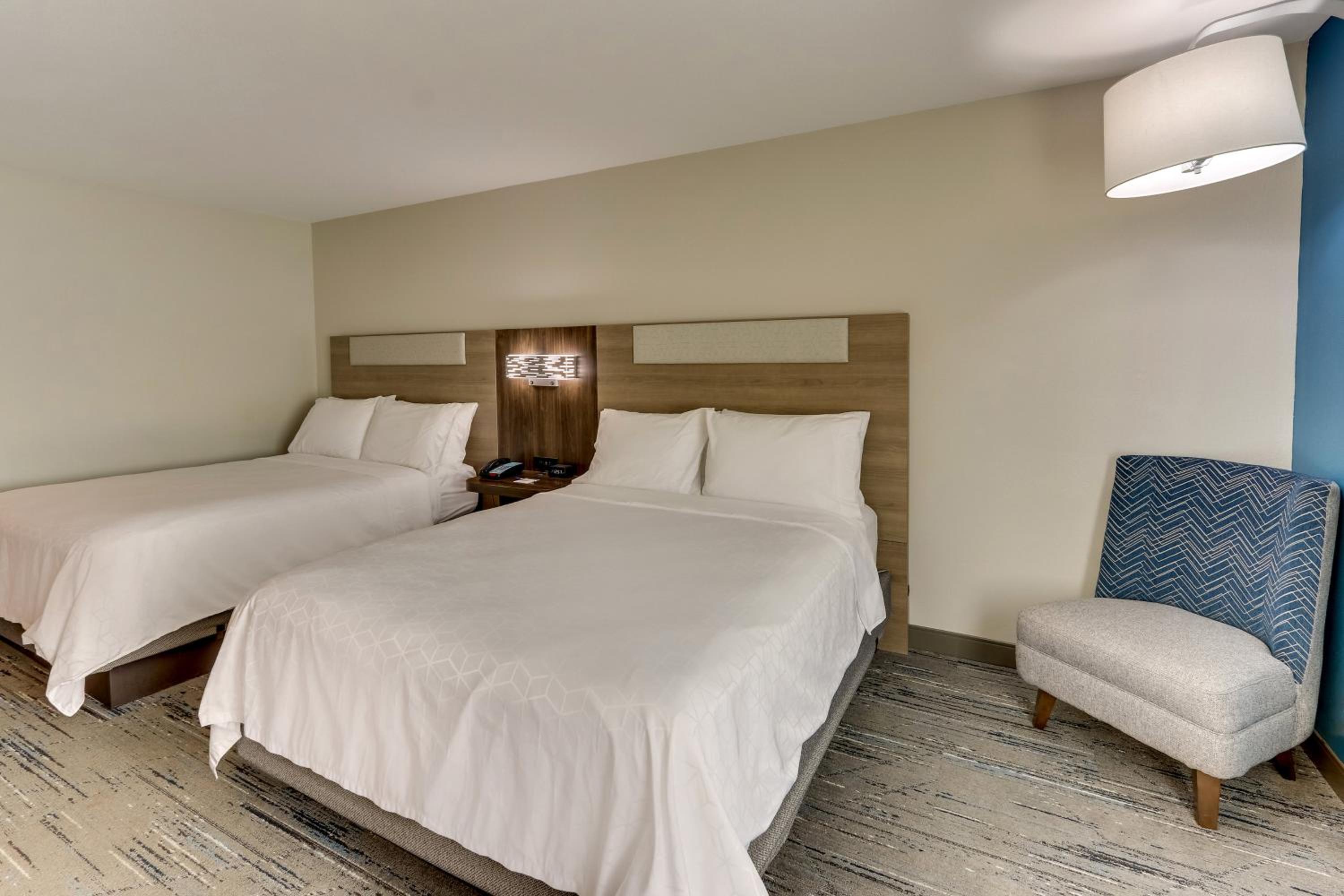 Standard Queen Room with Two Queen Beds